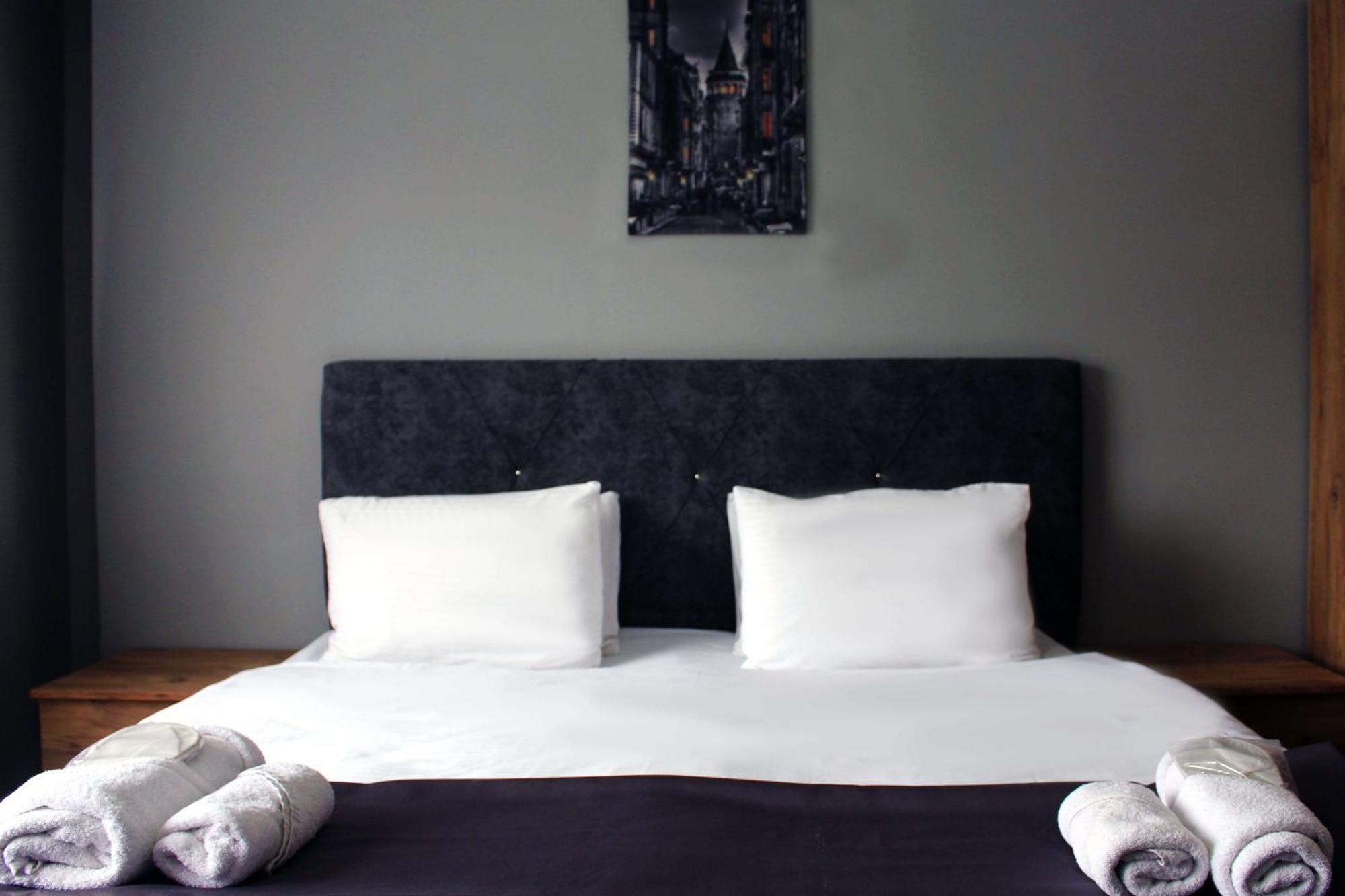 Biglife Hotel