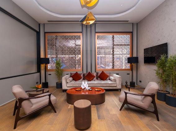 G Tower At Divan Near To Mimar Sinan Metro Station *