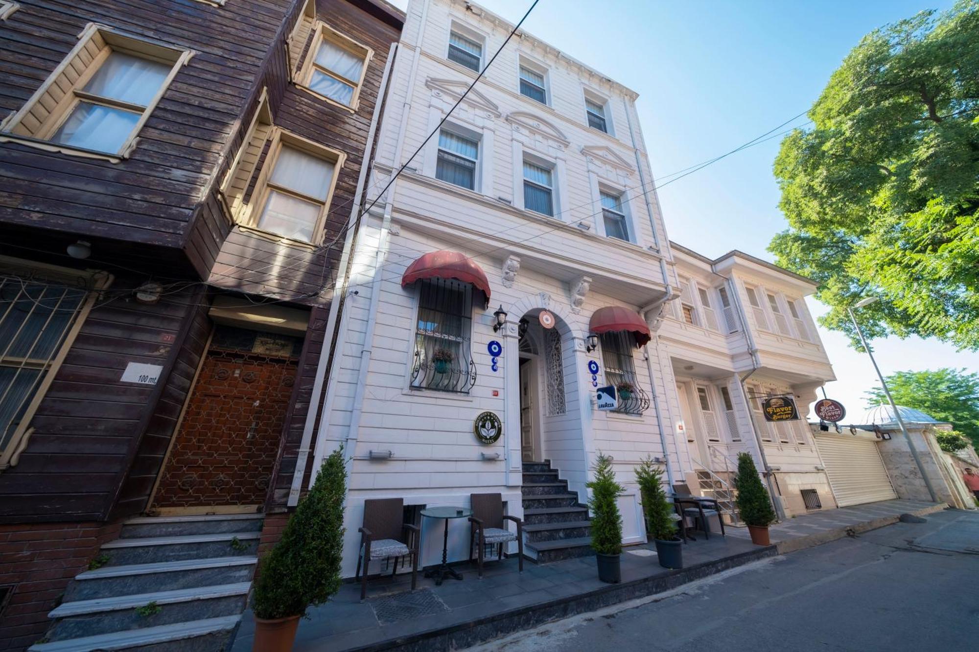 Solomon's Mansion * Istanbul