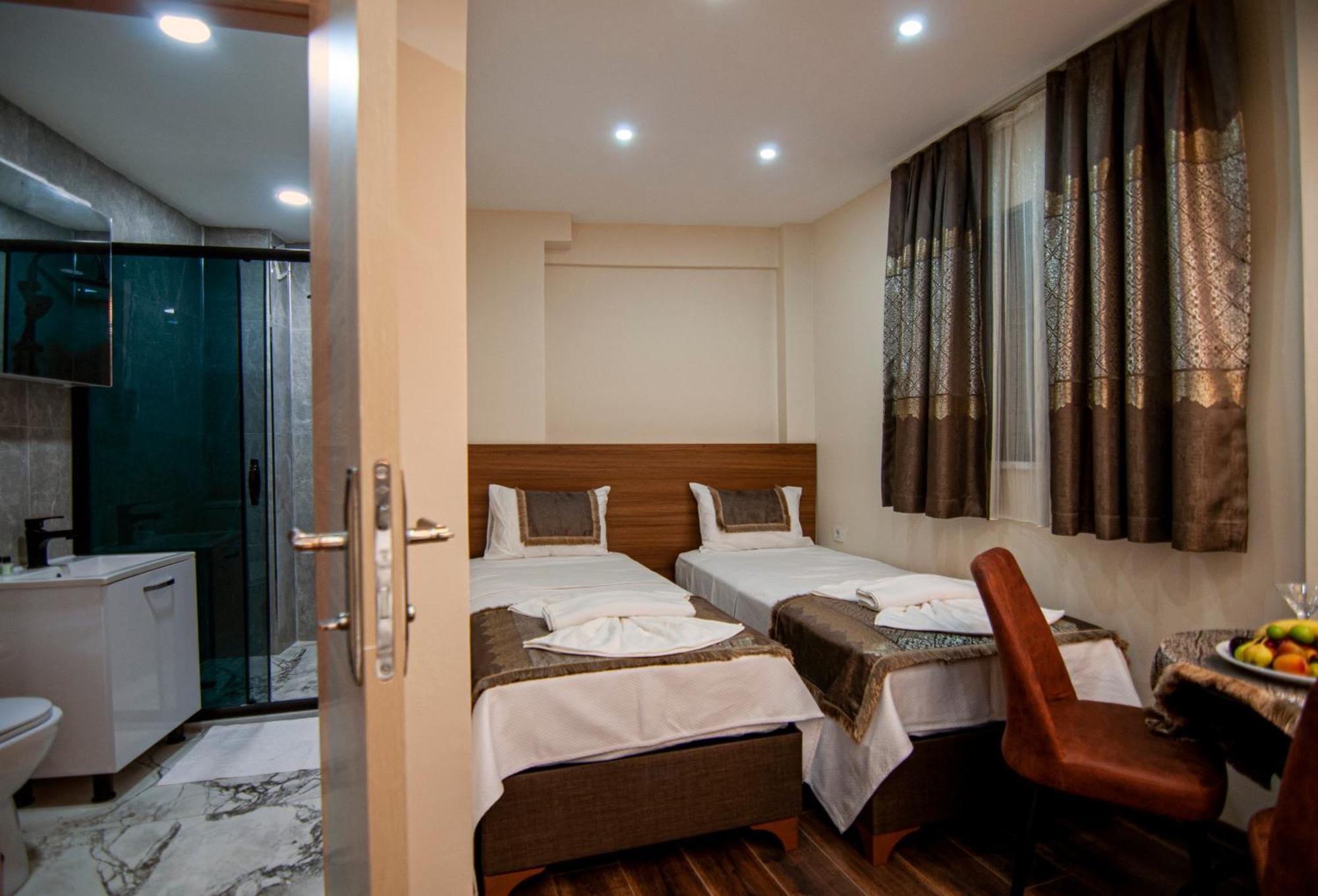 Hotel Historia 3*