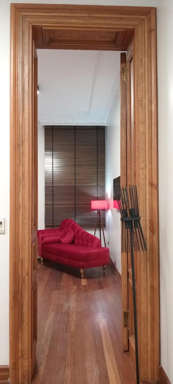Aslan Apartment *