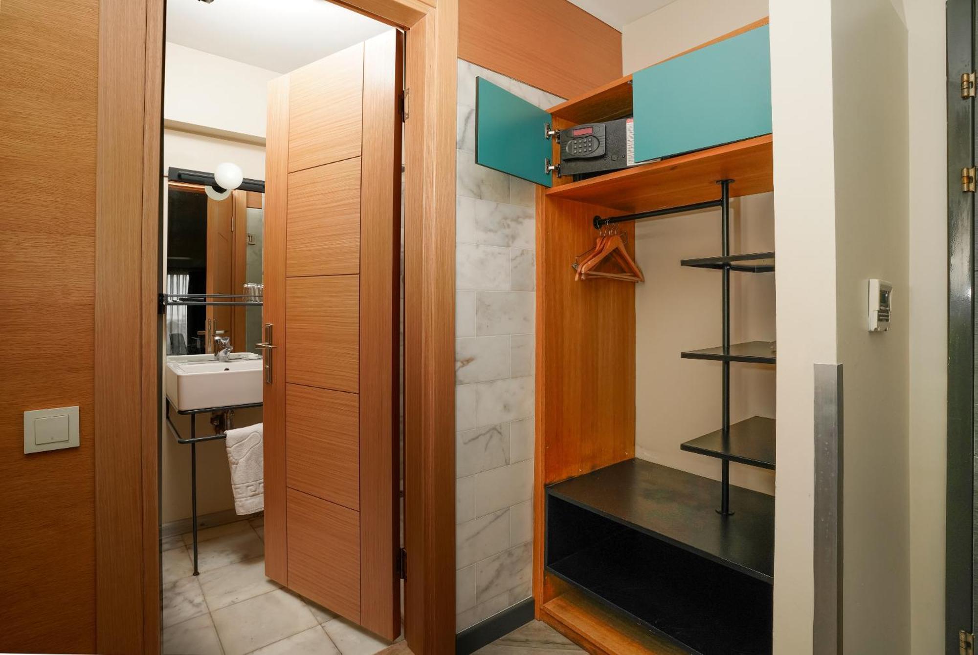 Faros Taksim-special Category İstanbul