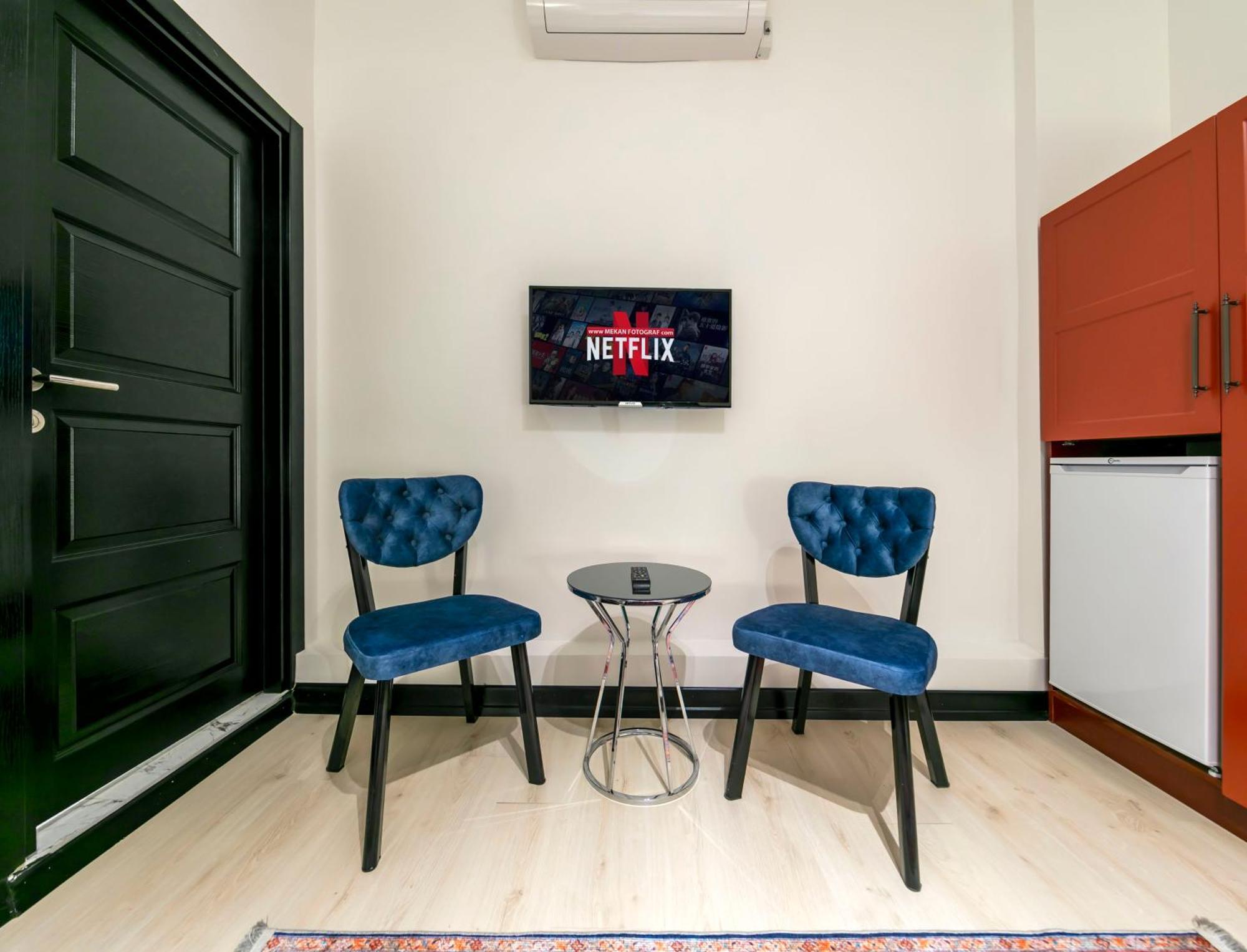 Hexa Aparthotel *