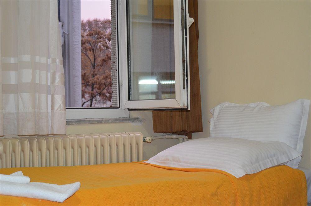 Hotel Sirkeci Emek 2*