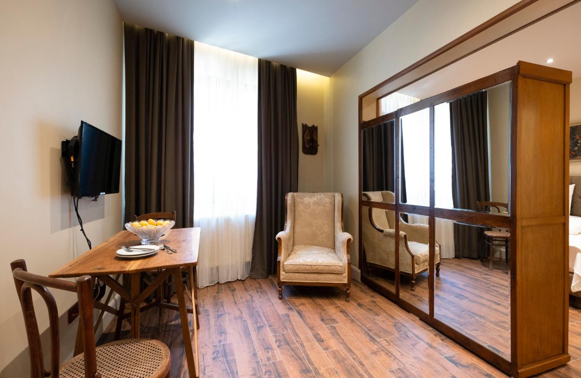 Apartment Level