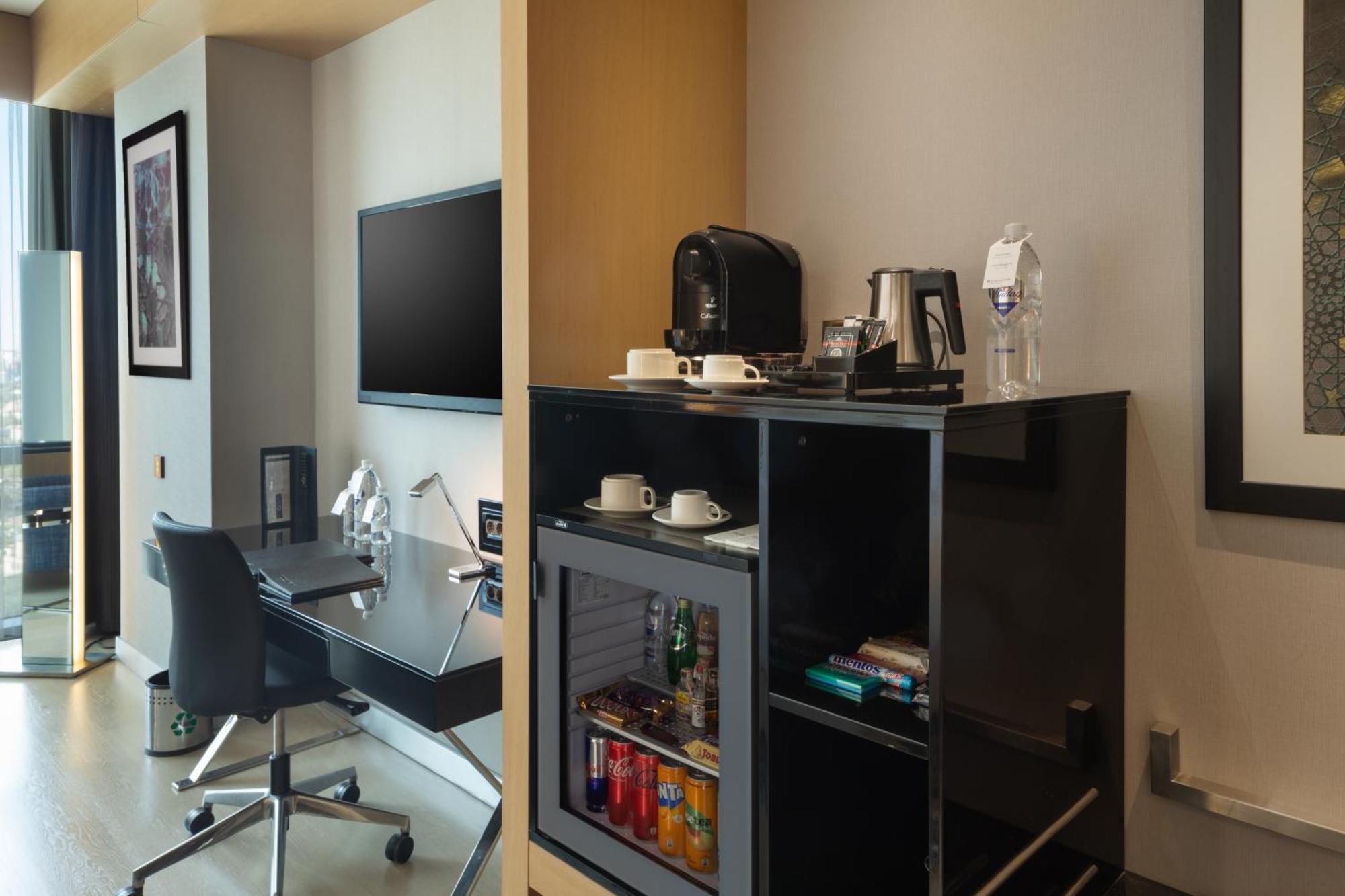 Wyndham Grand Levent & Conference Center Otel