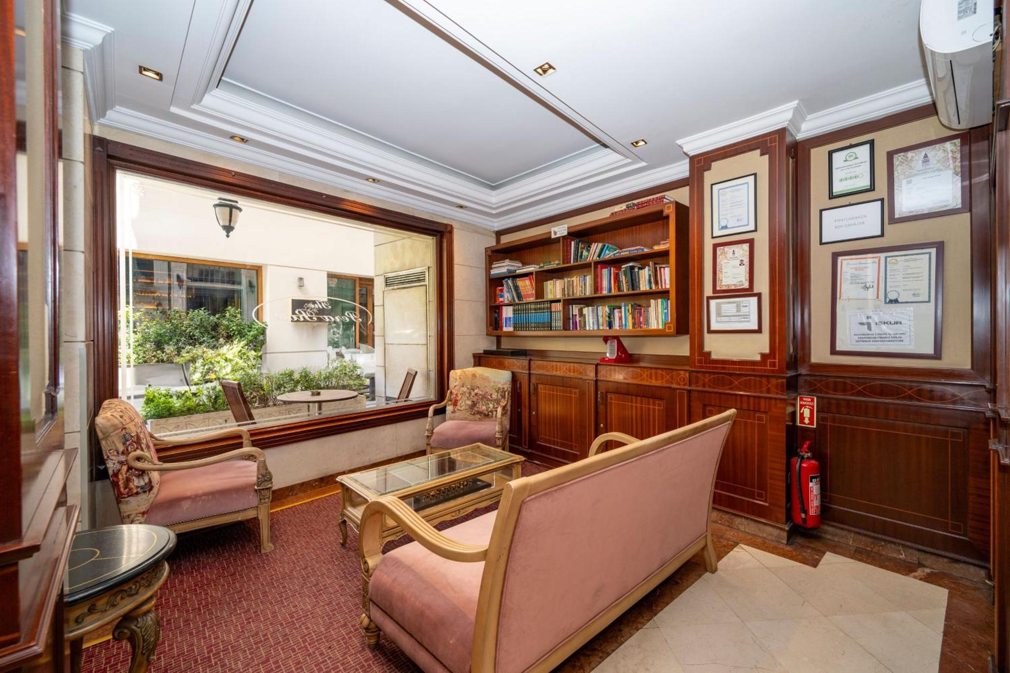 Pera Rose Hotel & Spa - Istanbul Taksim Pera City Center Hotel 4*