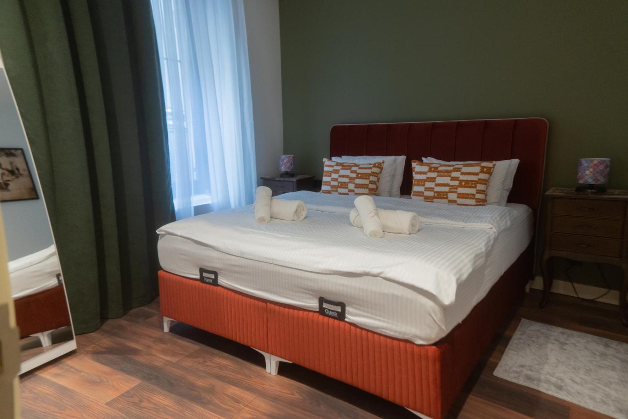 Galateia Aparthotel 3*