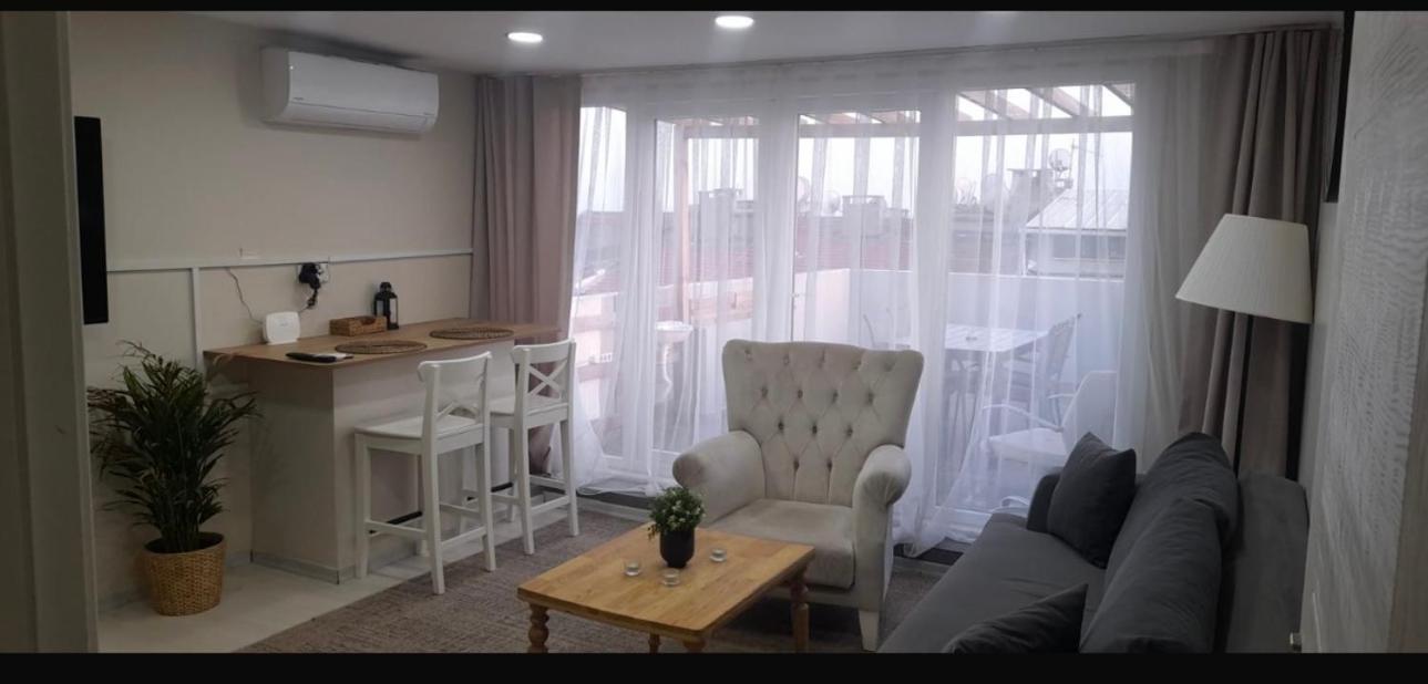 Fatih Merkezi Lokasyon Guzel Teras Manzarasi Apartamento Istambul