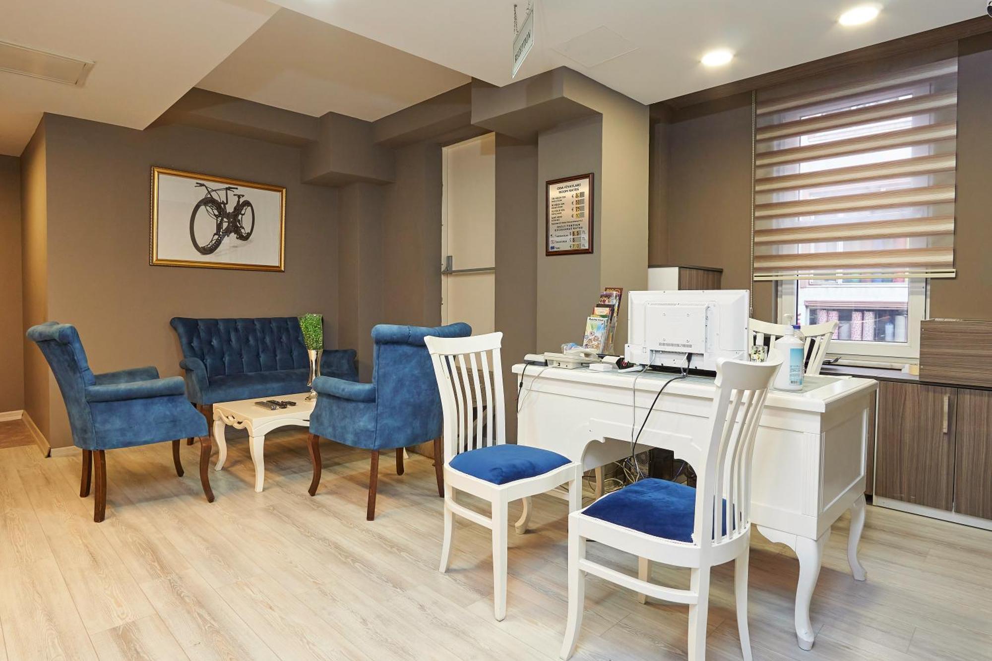 Hotel Renzo 4*