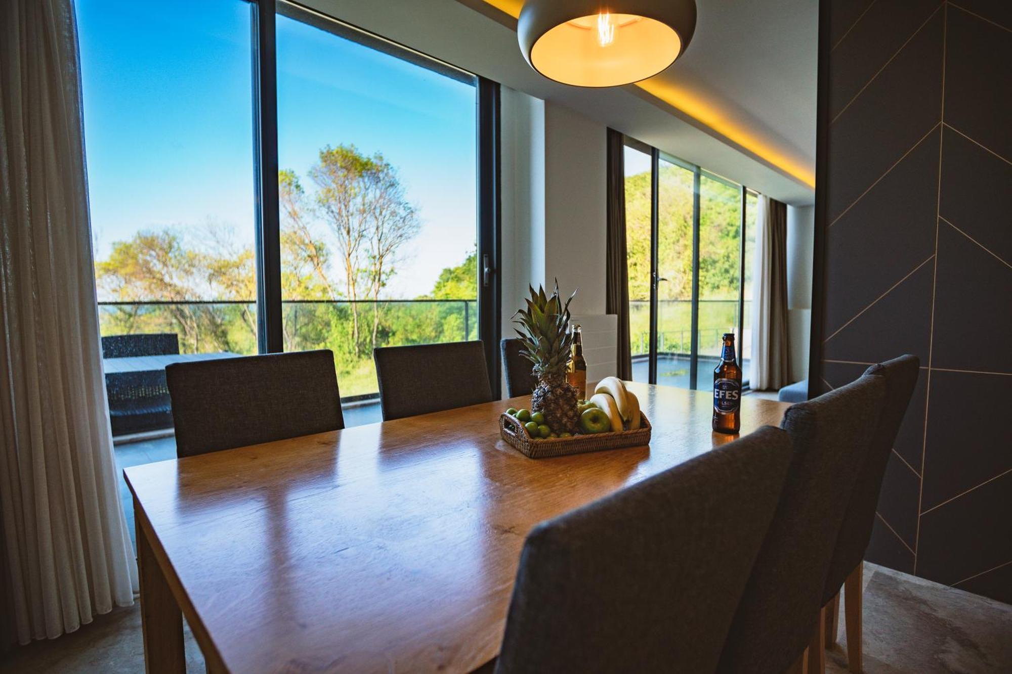 Villa Royal Blue - Luxury