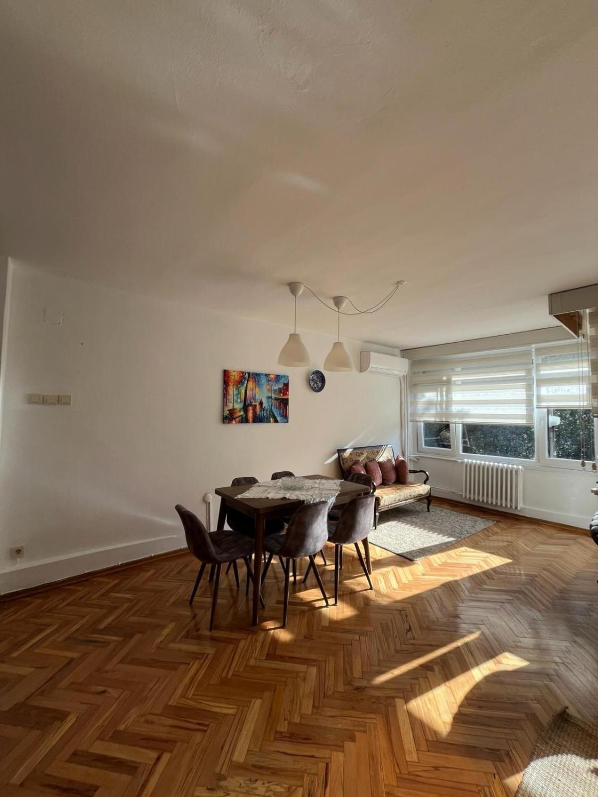 Apartment Garden View Near Zorlu Center Istanbul