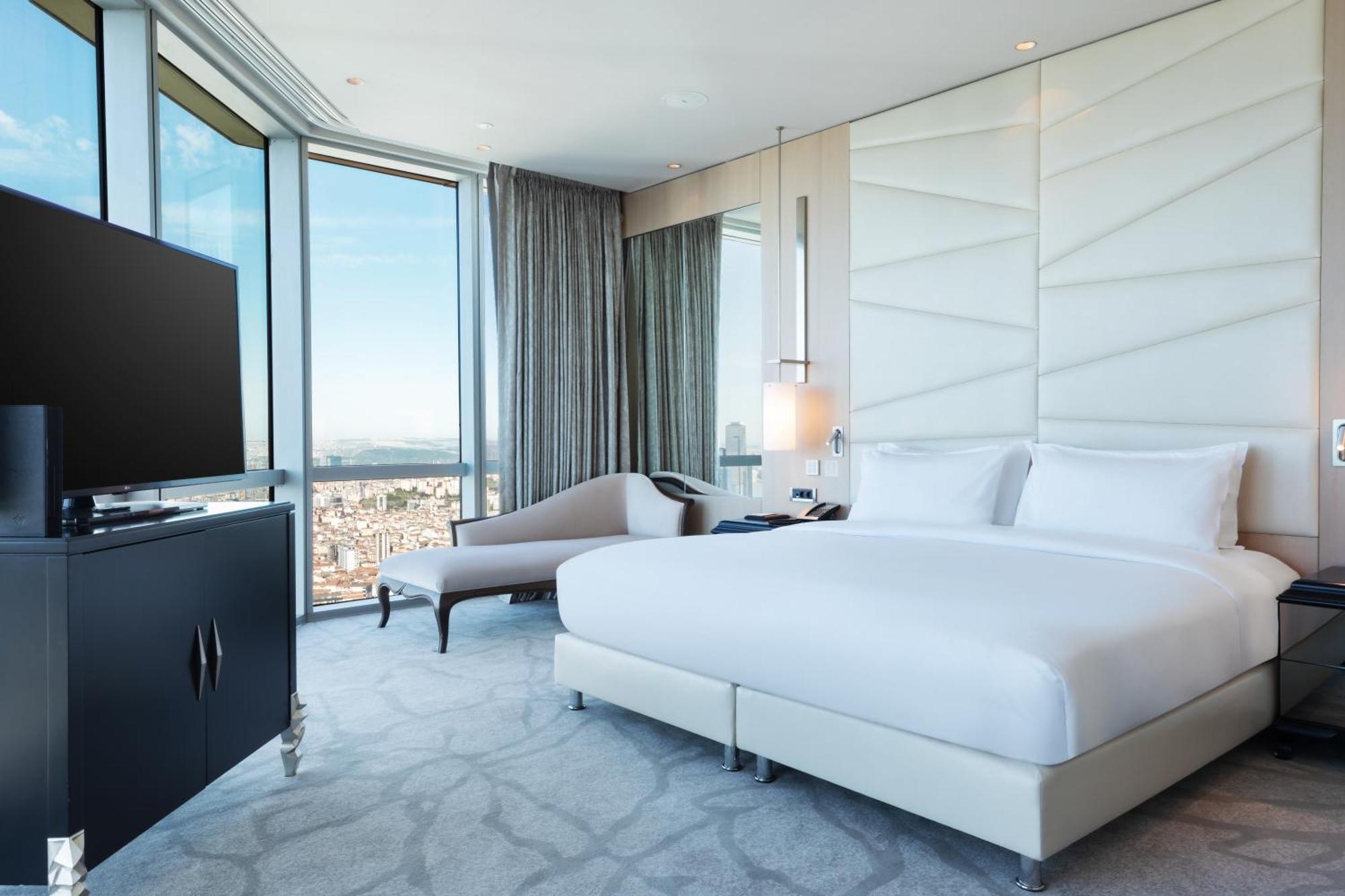 Wyndham Grand Levent & Conference Center Otel