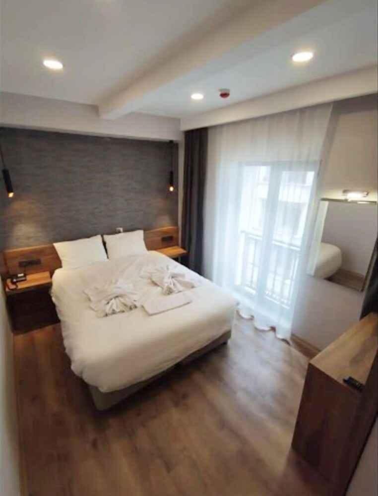 Azad Homes Unkapani İstanbul
