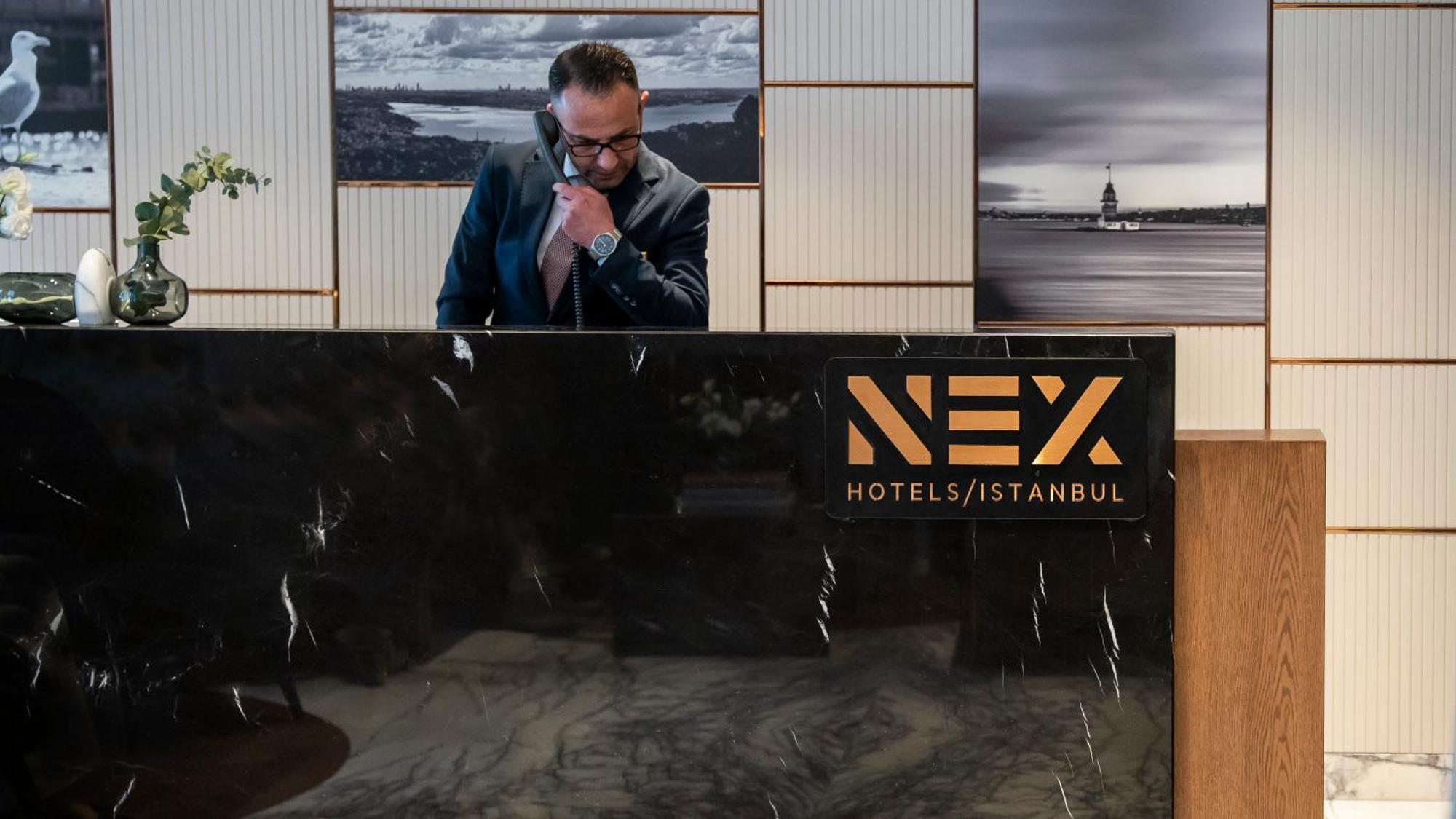 Nex Center 4*