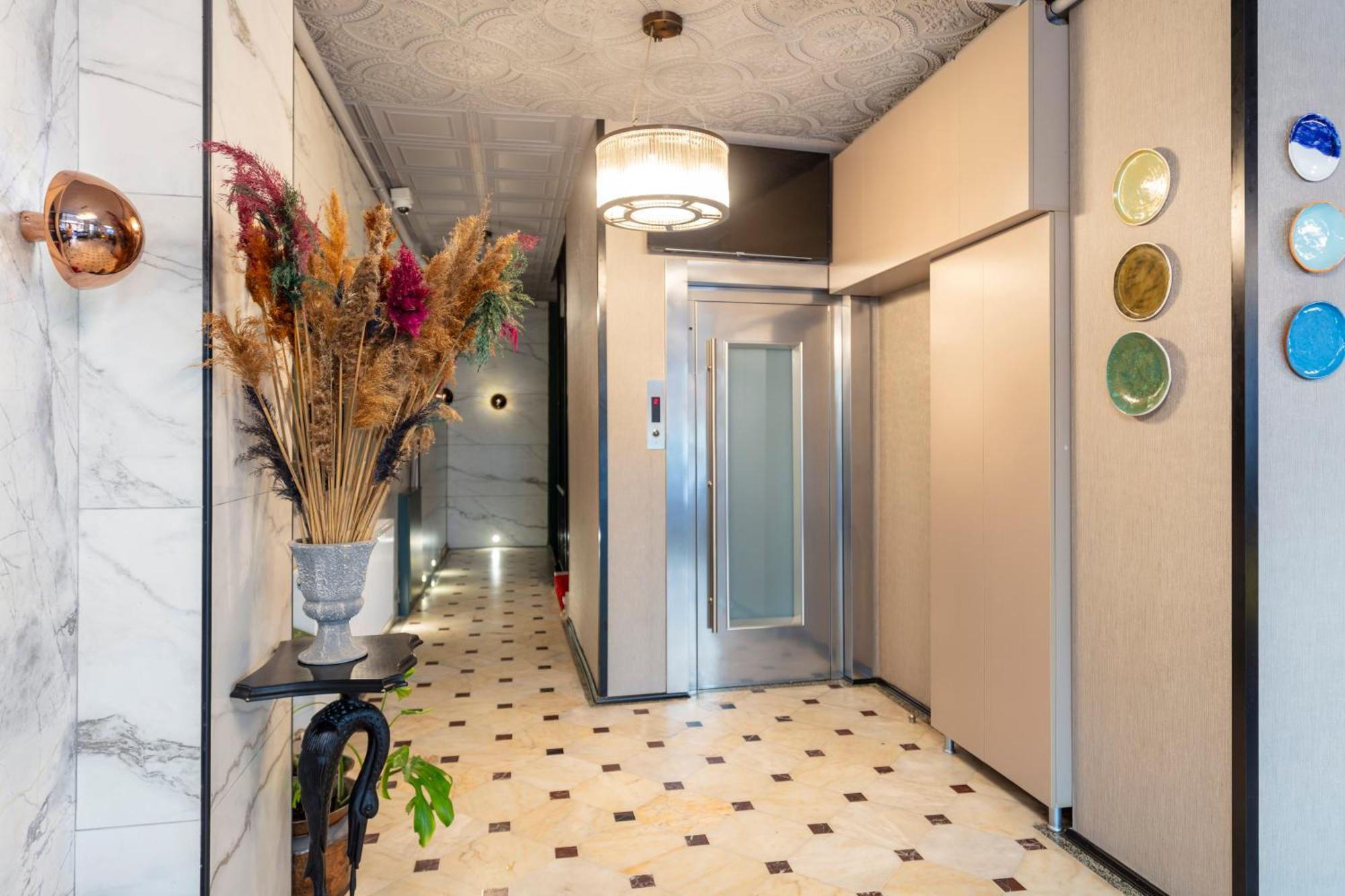 Aparthotel Hexa