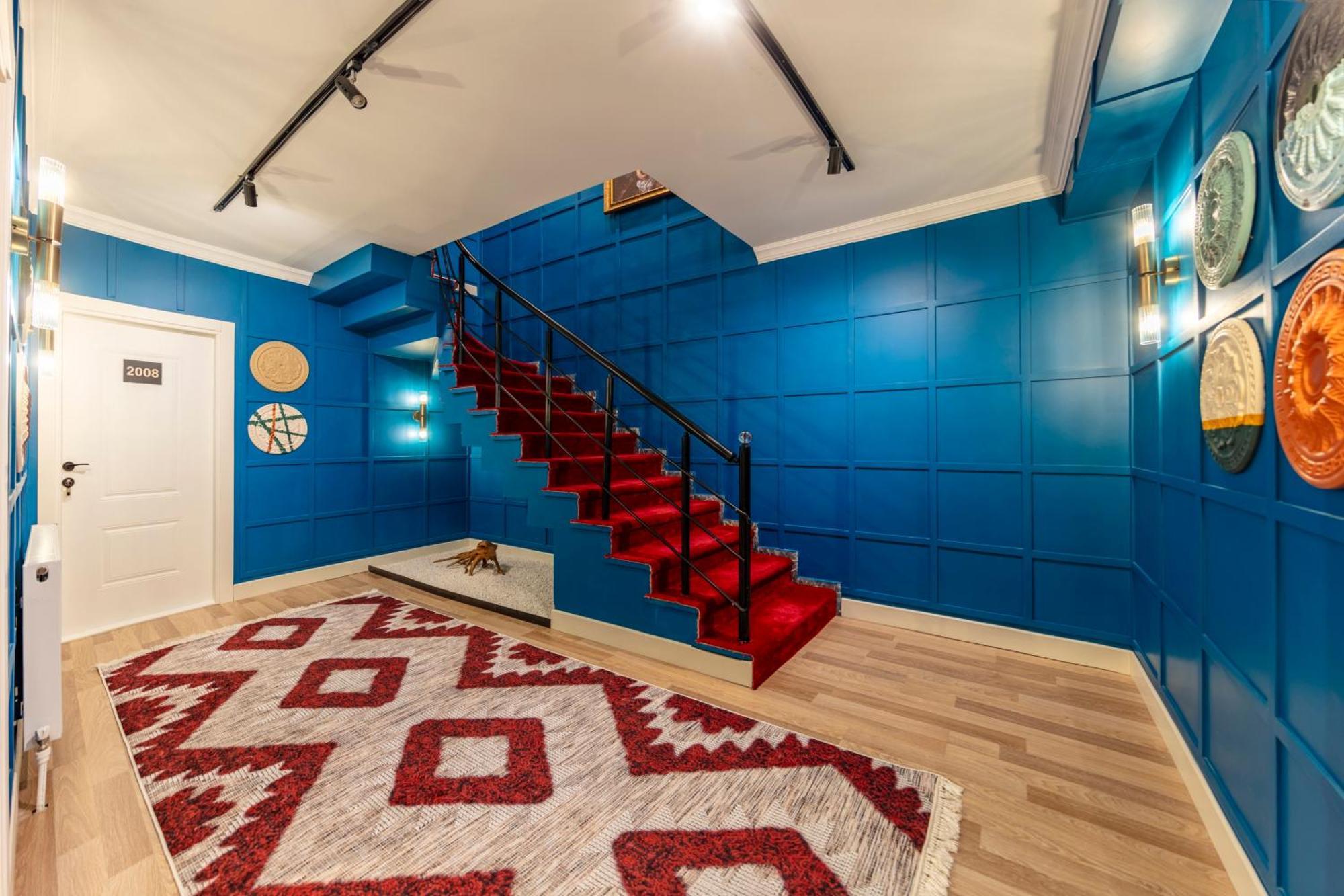 Hexa Aparthotel *