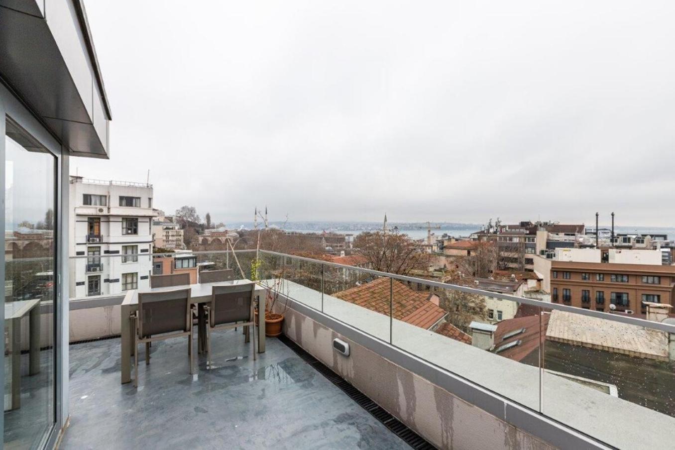 Penthouse Duplex 4br25bath Terrace Views! #258 Apartment *