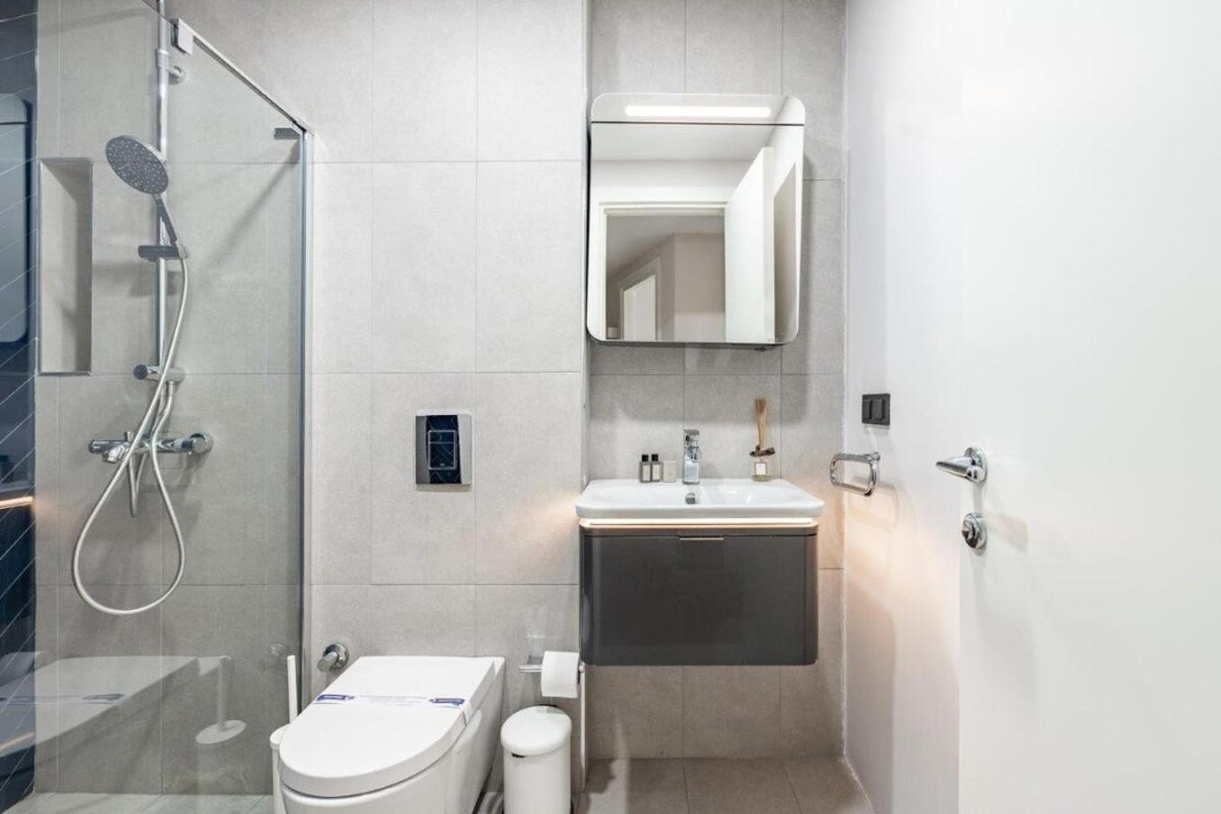 Penthouse Duplex 4br25bath Terrace Views! #258 Apartment Istanbul