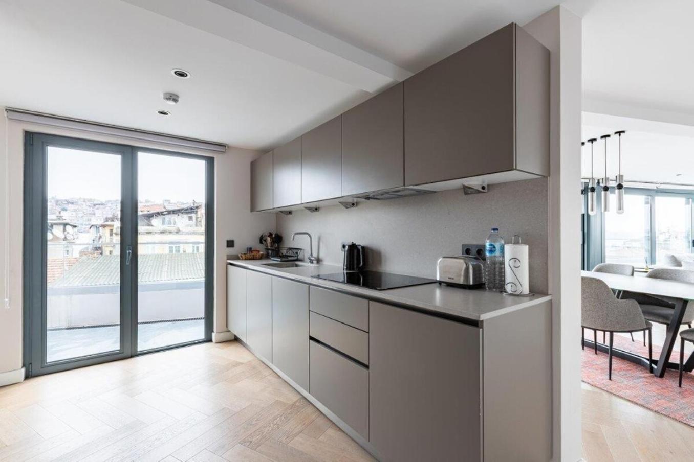 Penthouse Duplex 4br25bath Terrace Views! #258 Apartment Istanbul