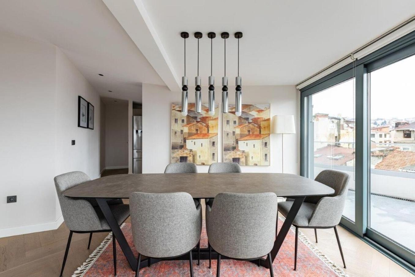 Penthouse Duplex 4br25bath Terrace Views! #258