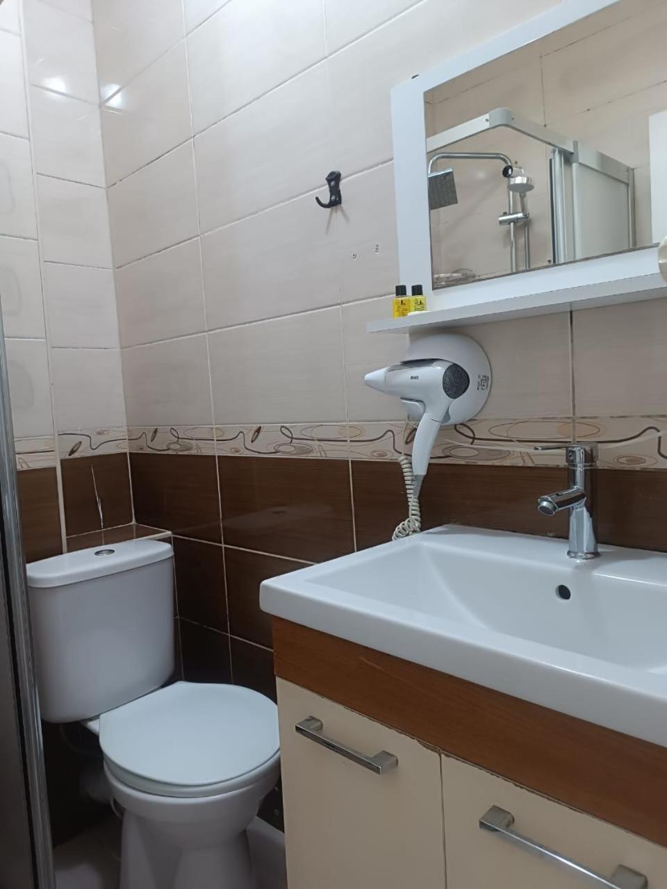 Taksim Dora Apartamento *