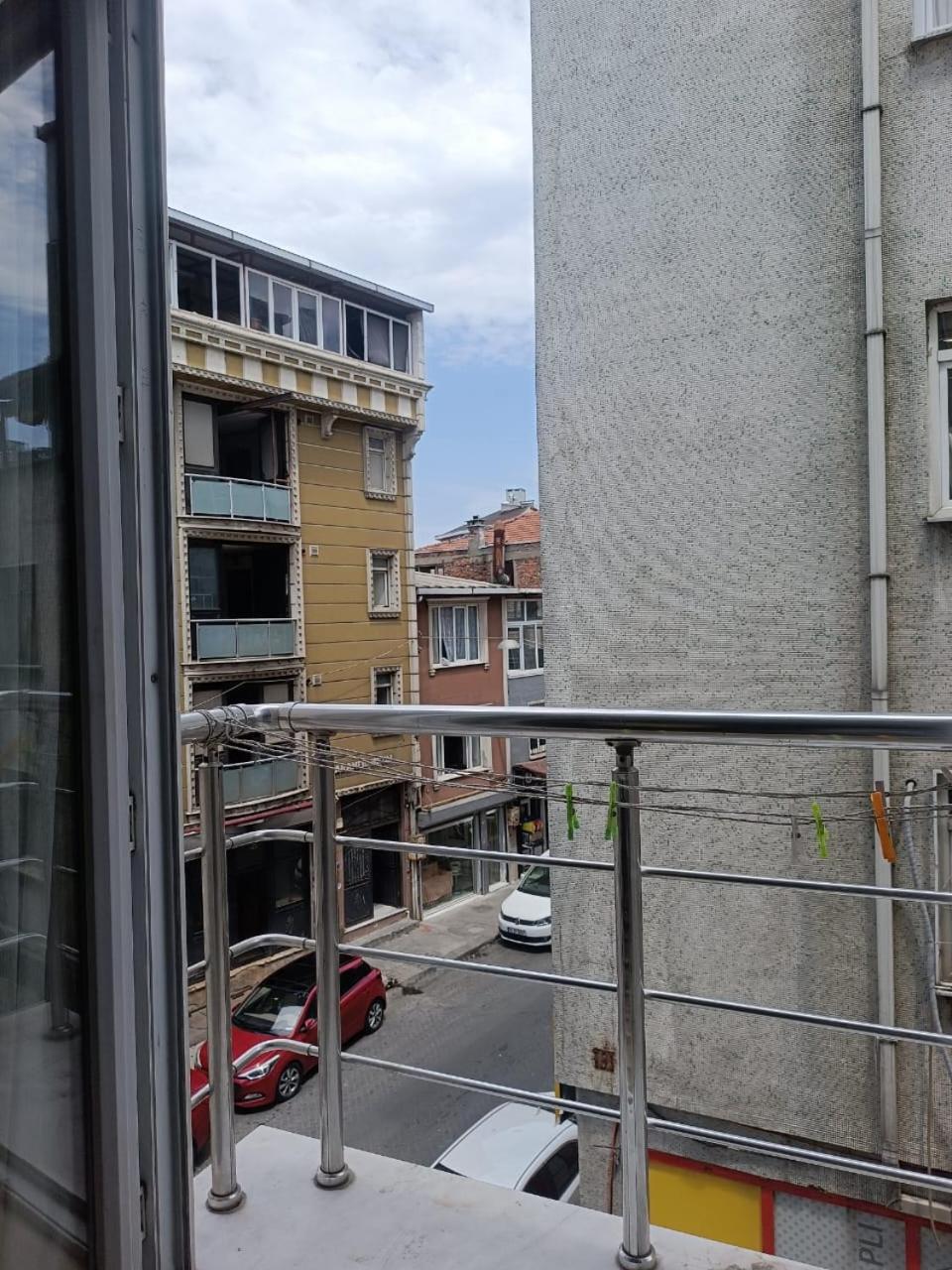 Taksim Dora