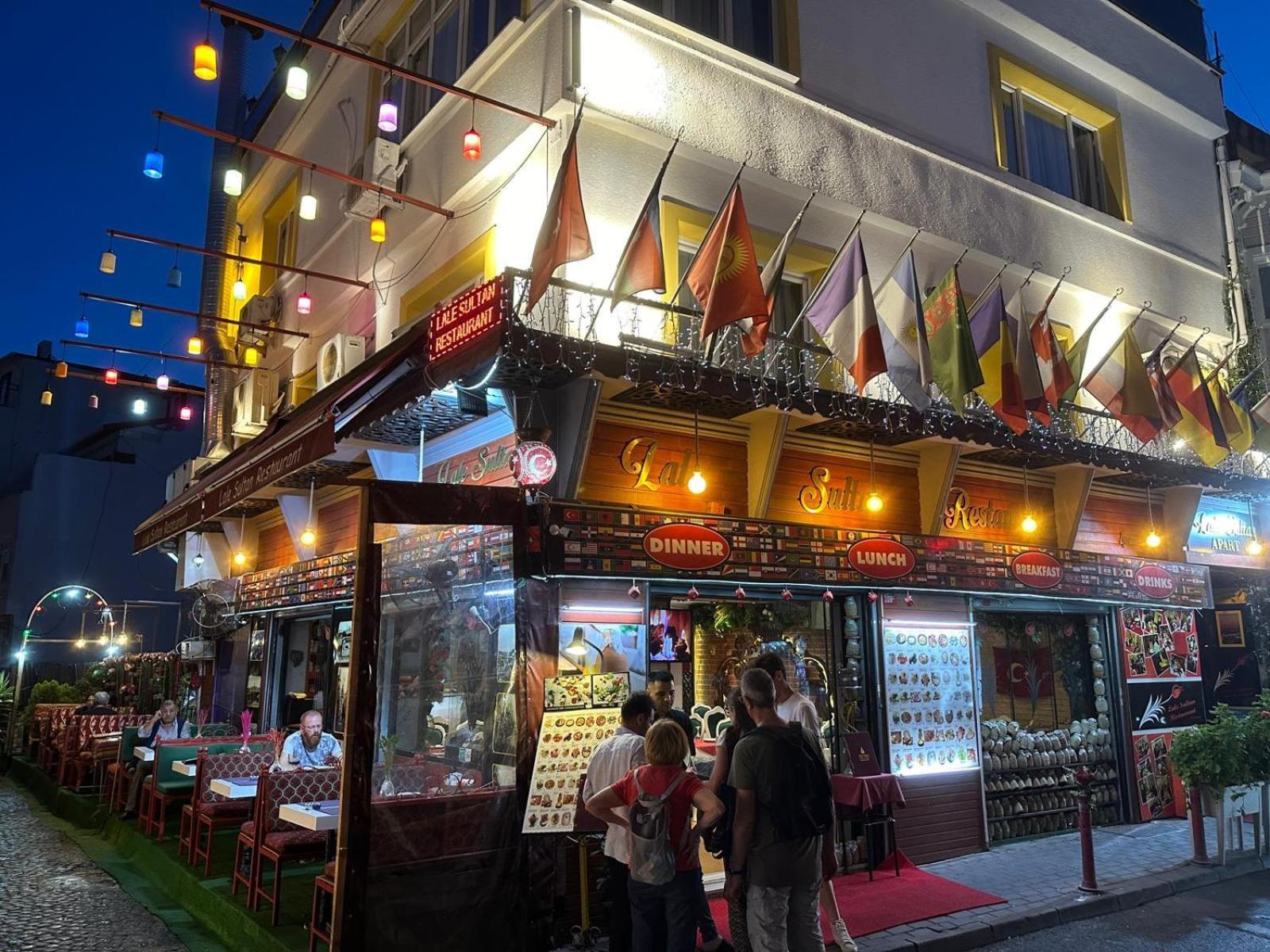 Lale Sultan Sueit Istambul