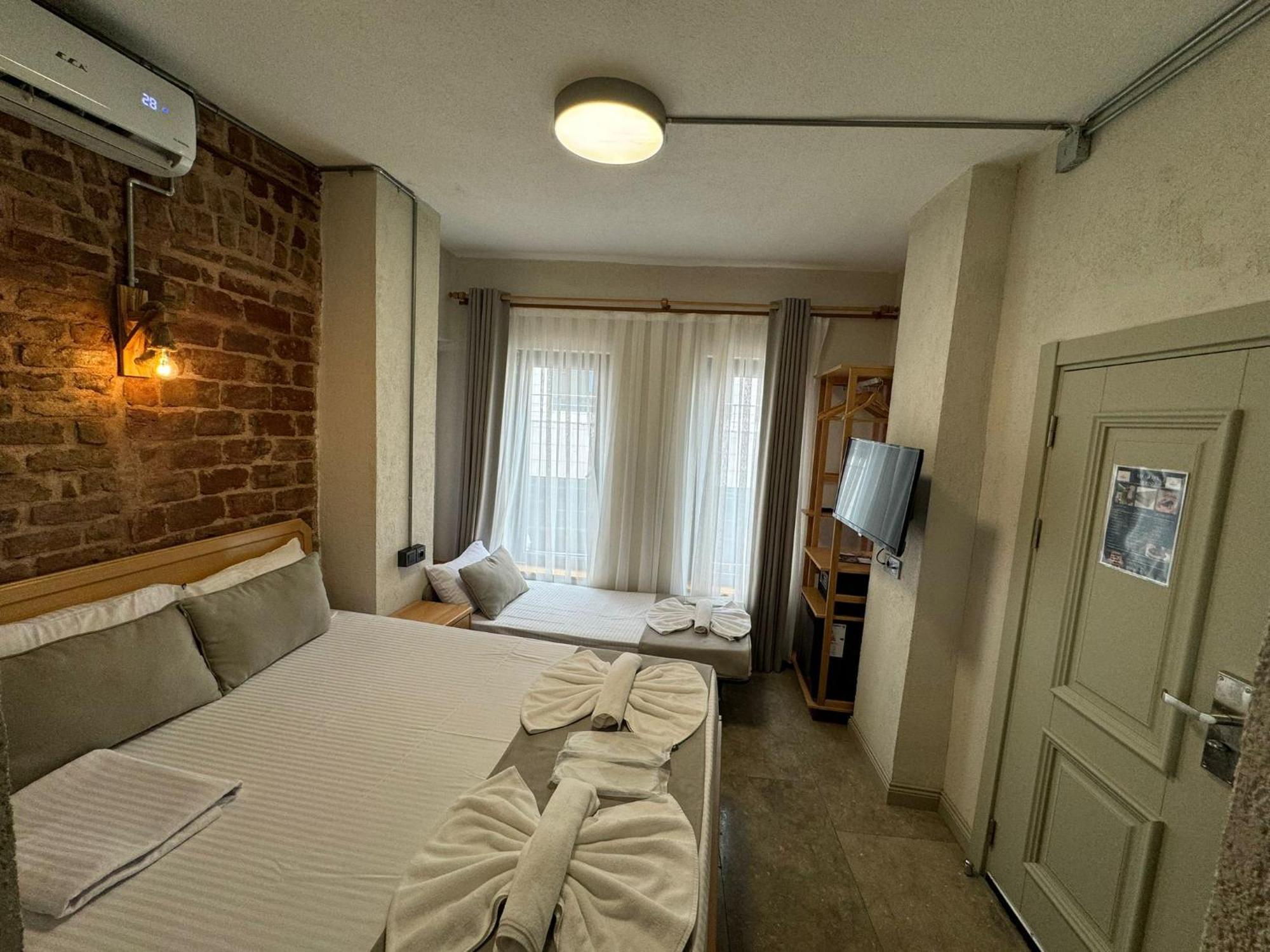 Hotel Elegance House