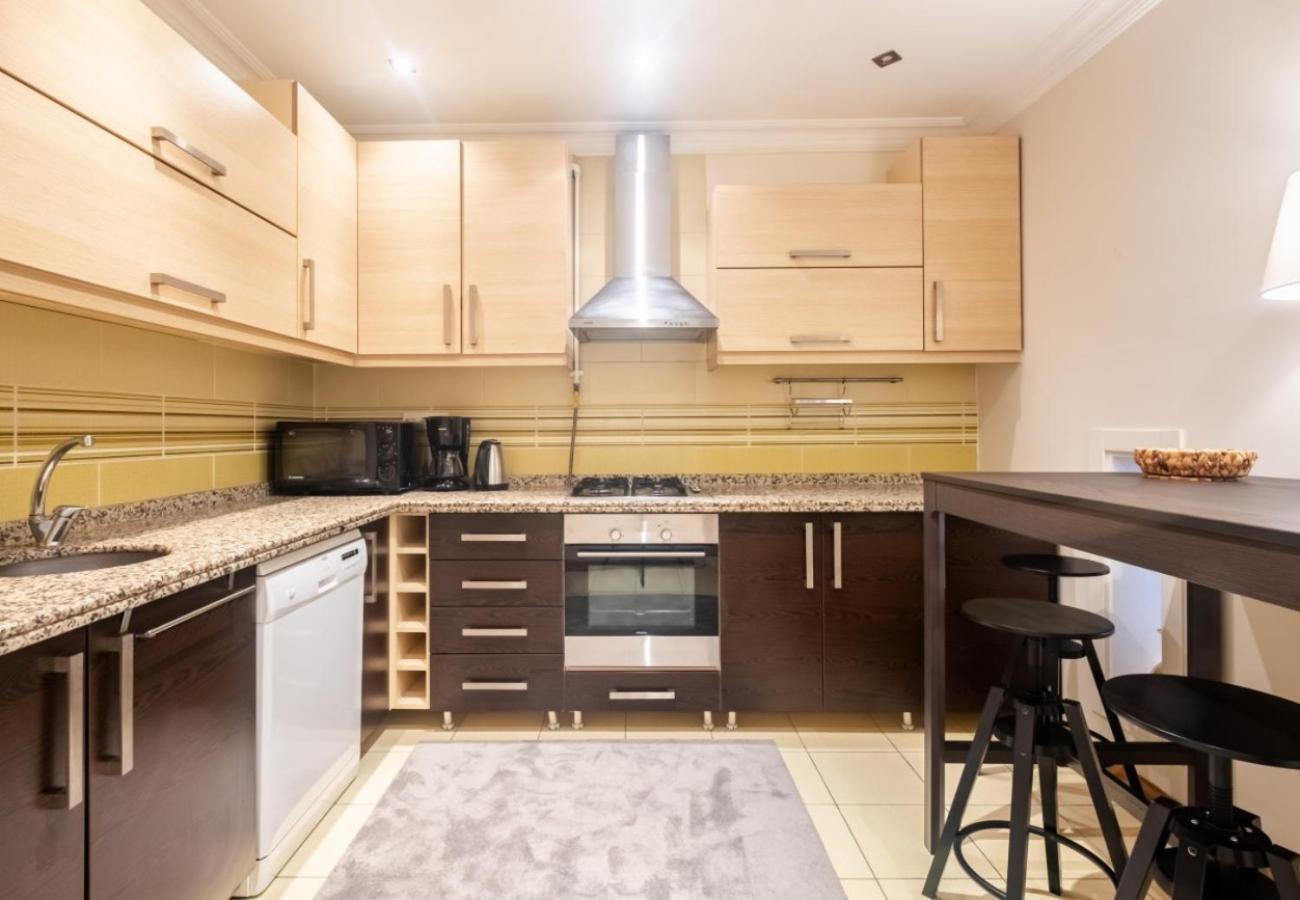 Apartment Exclusive Flat With Balcony In Nisantasi *