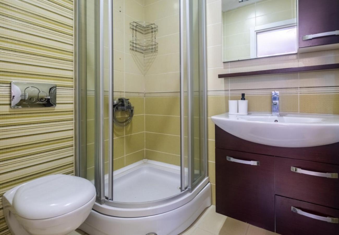 Apartment Exclusive Flat With Balcony In Nisantasi