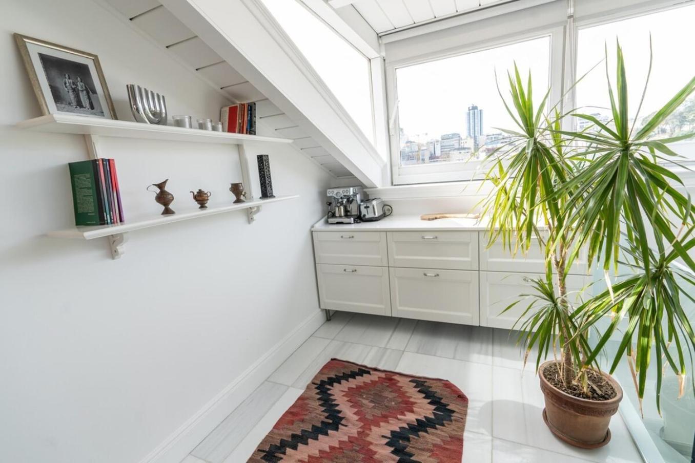Stylish Duplex In Beyolu With Private Terrace * Istanbul