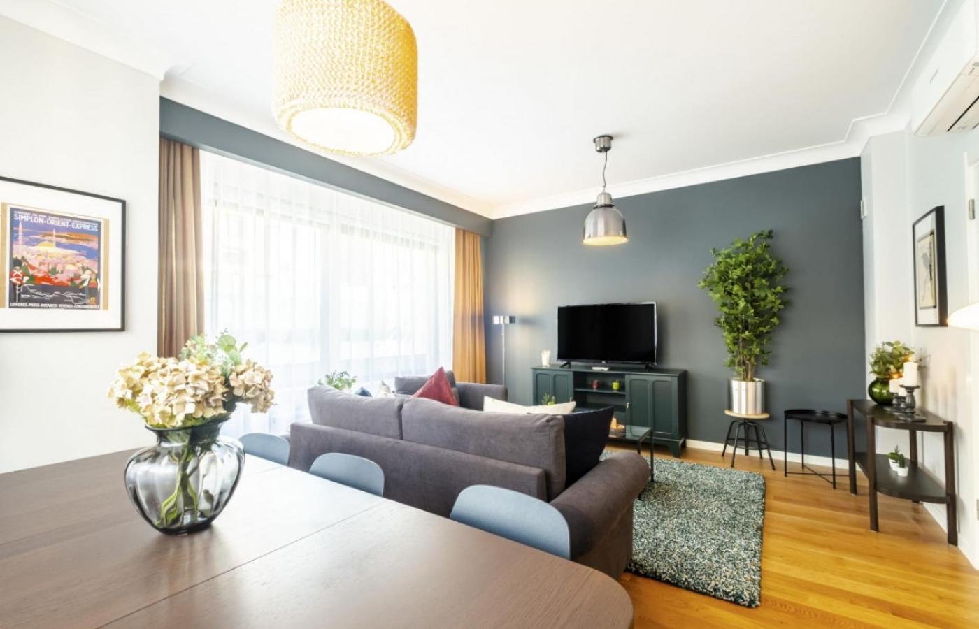 Flat Near Popular Attractions In Suadiye