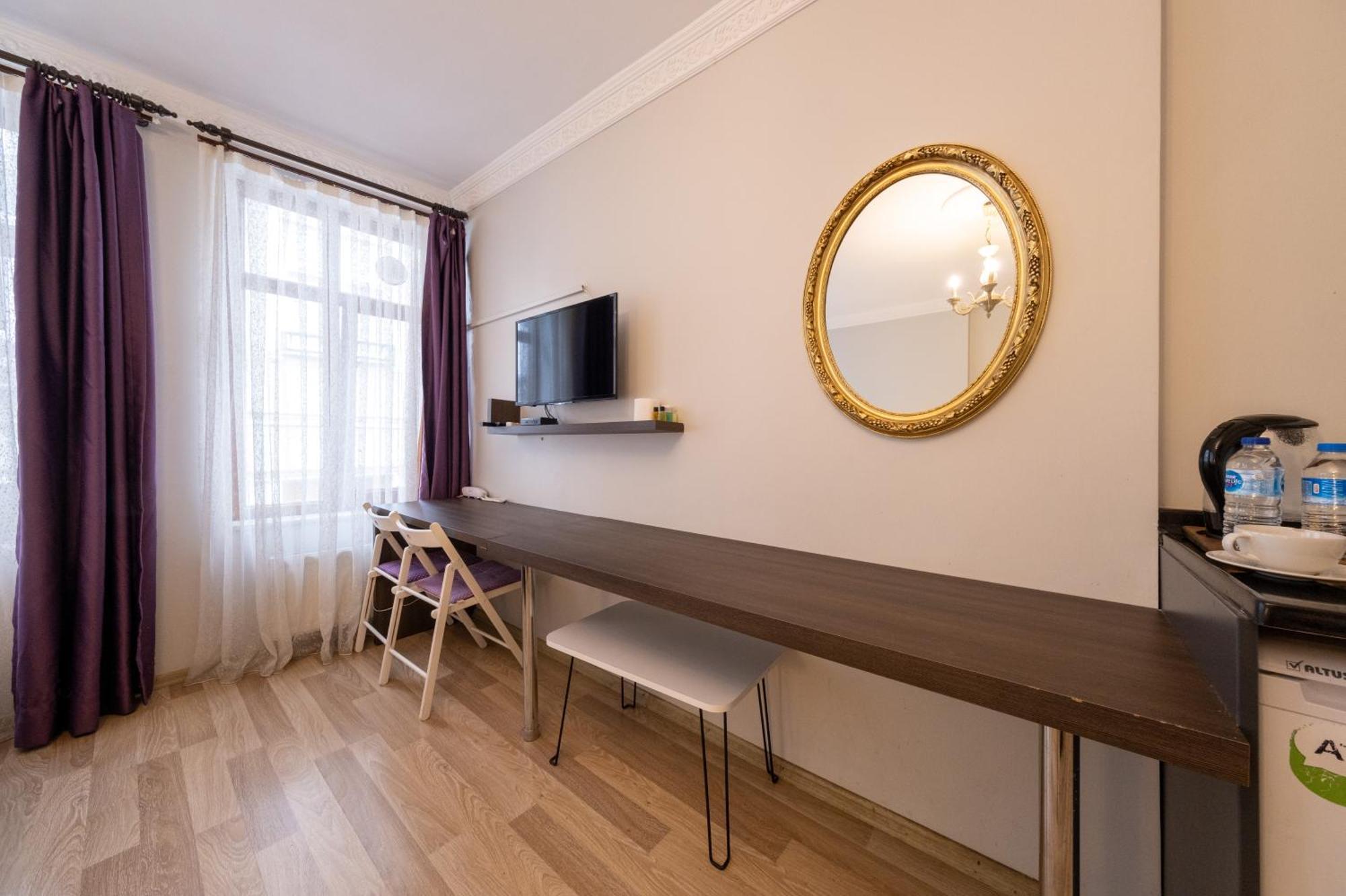 Deluxe Apart By Frame Apartment