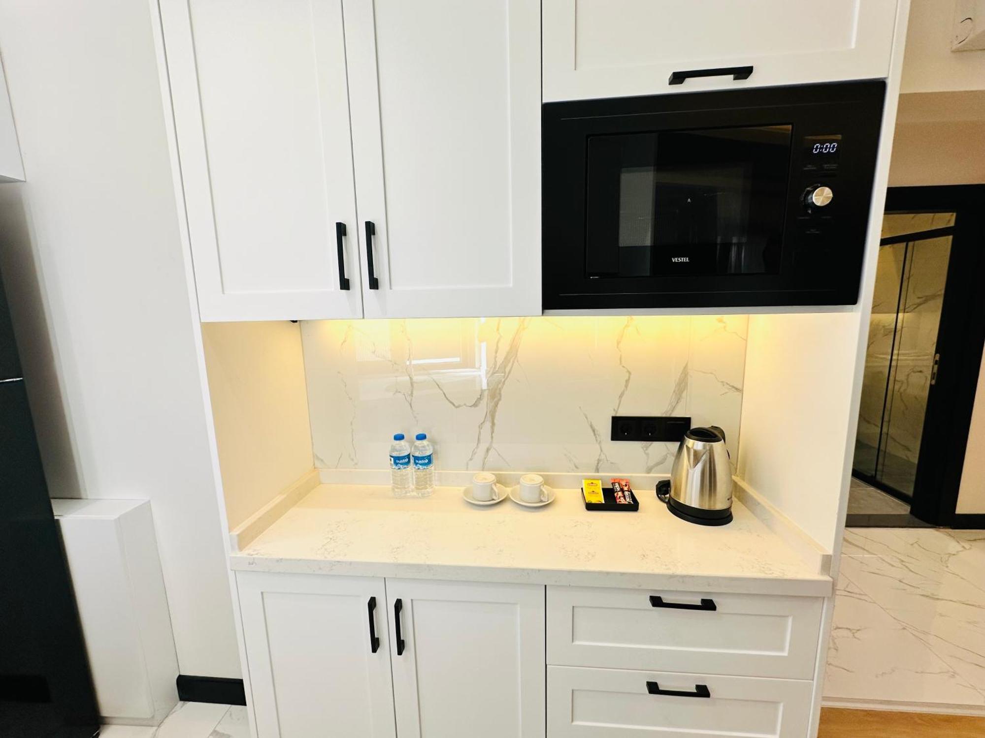 Rose Point Apartment