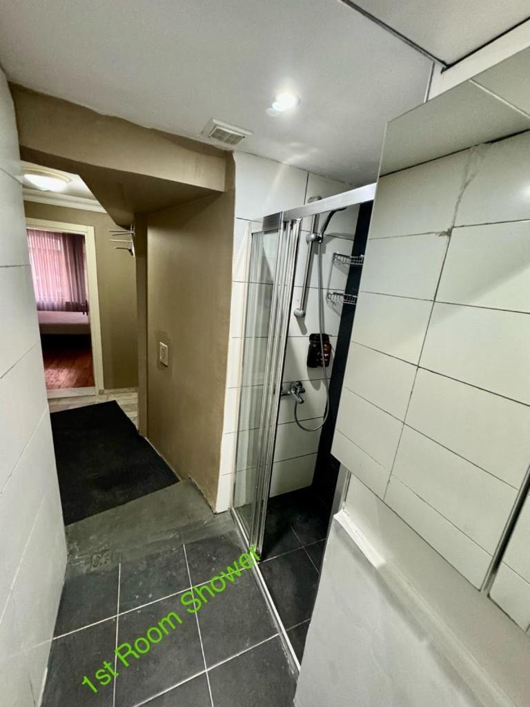 Aram Kerasi Otel *