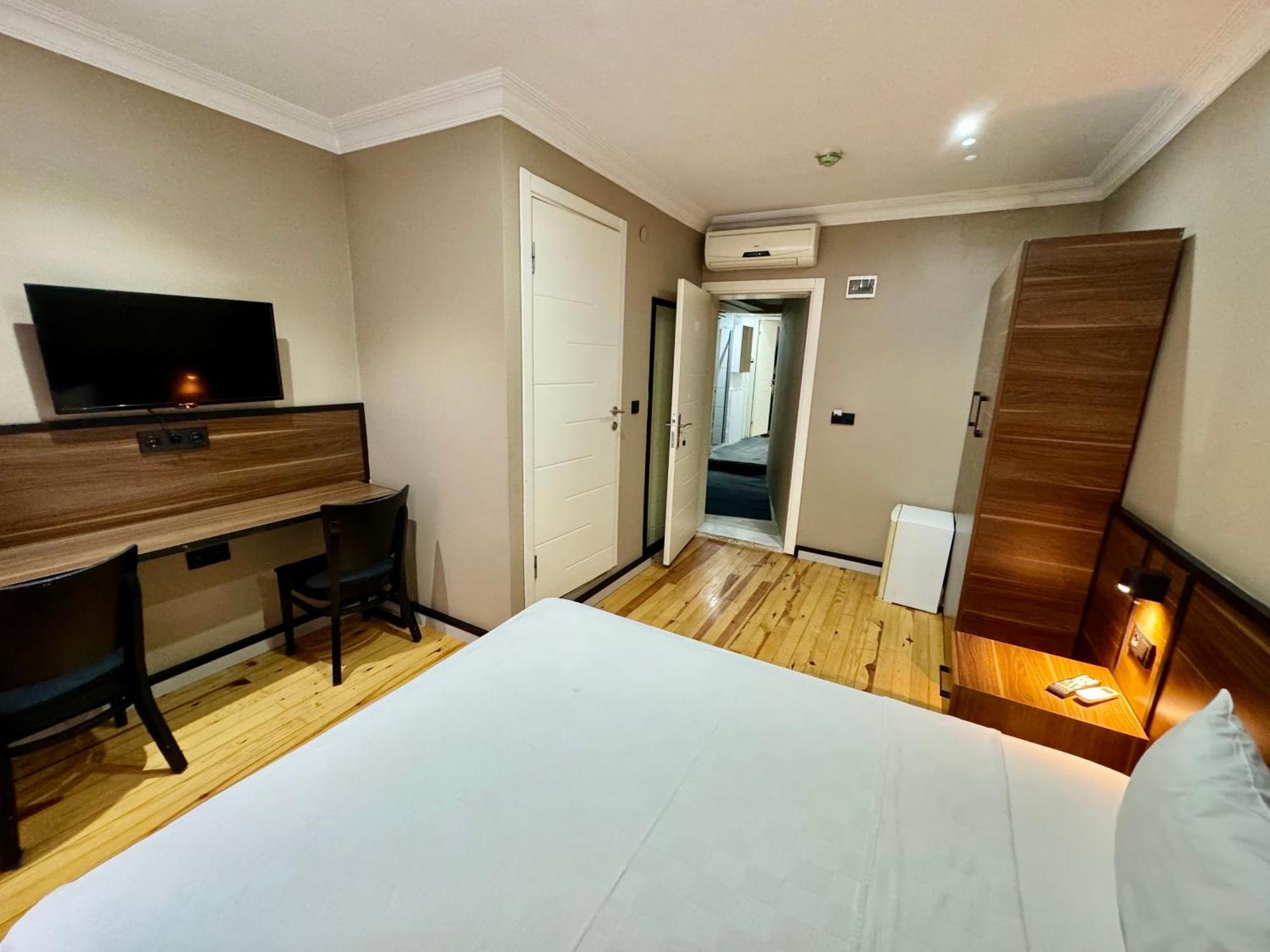 Aram Kerasi Otel