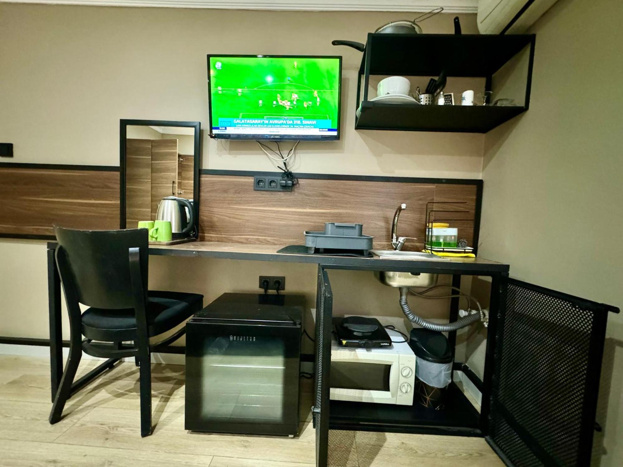 Hotel Aram Kerasi *