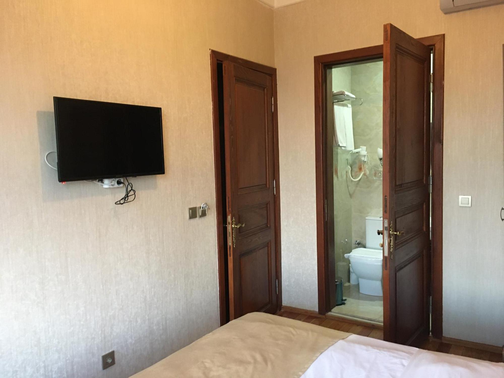 Amida House 2*