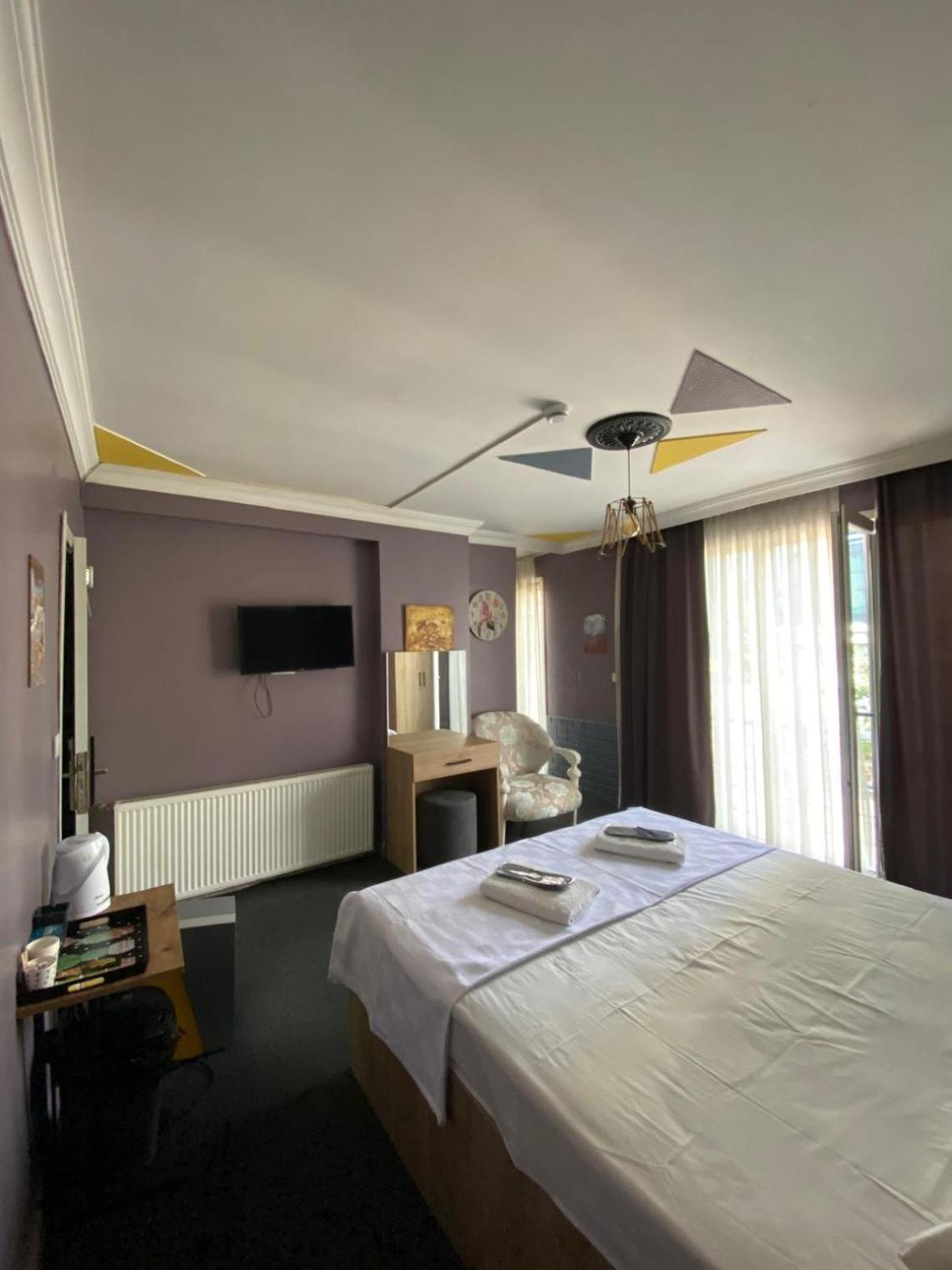 Hotel Retro *