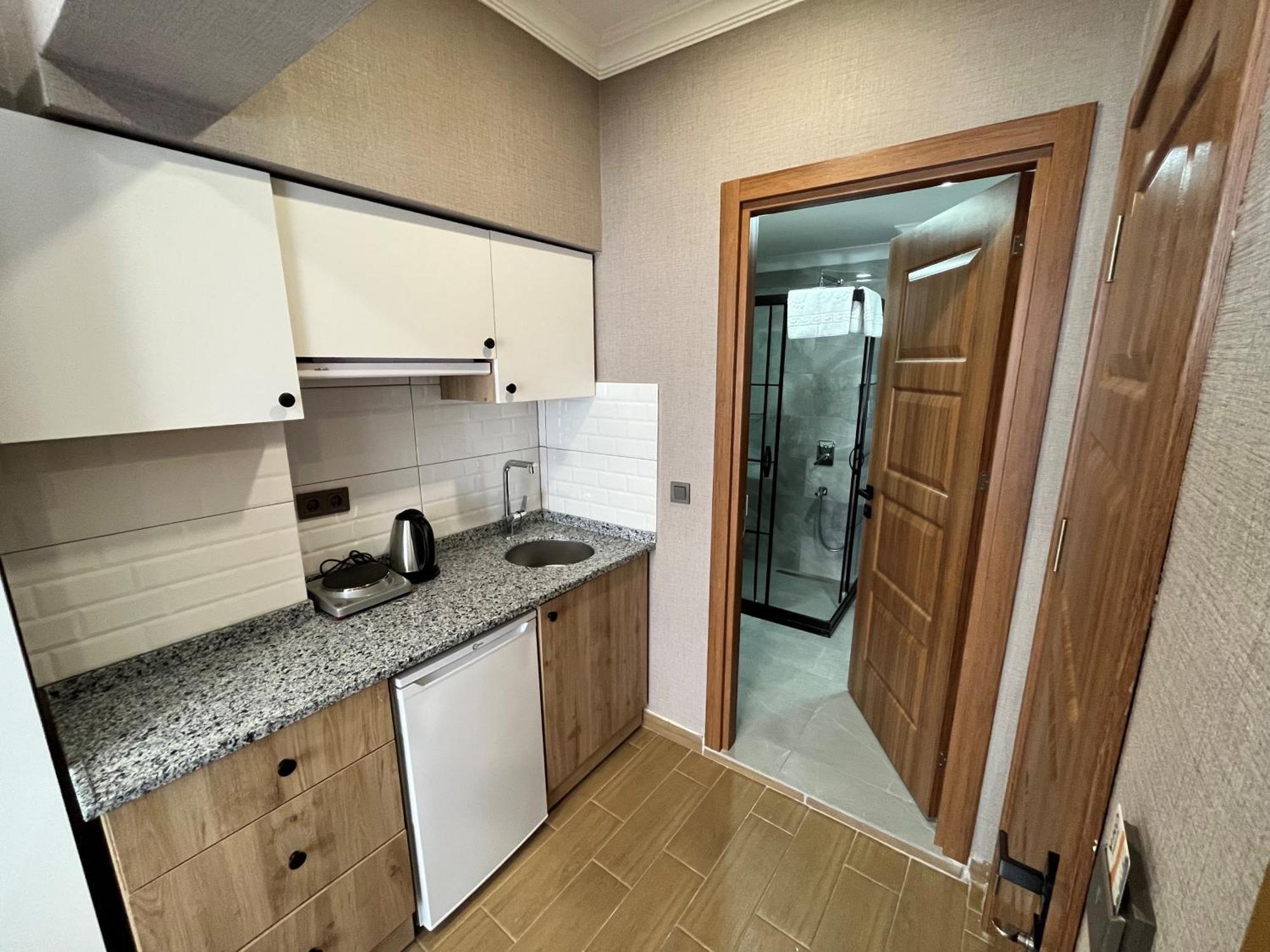 Hotel H&l 2*