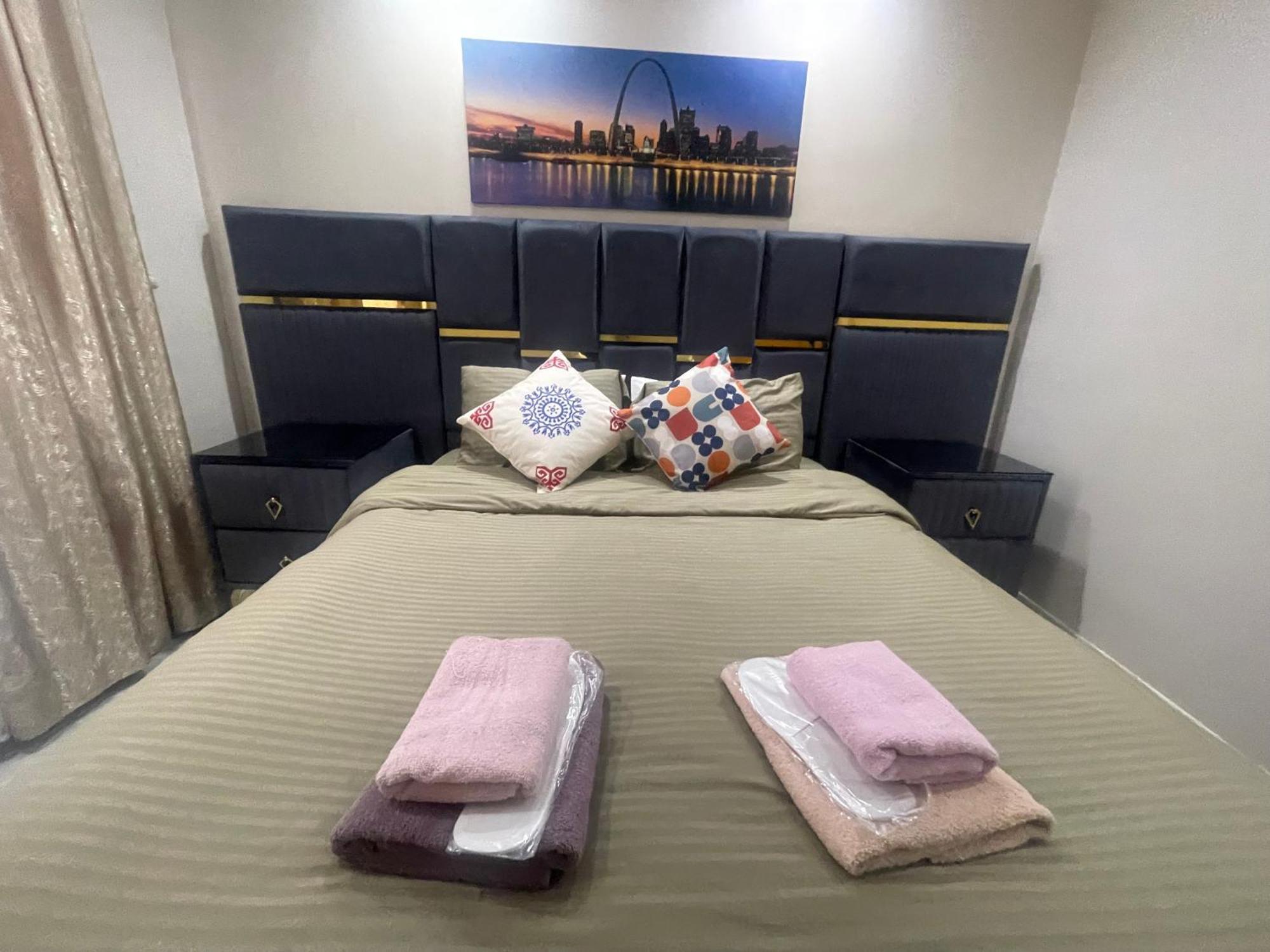 Hotel The *