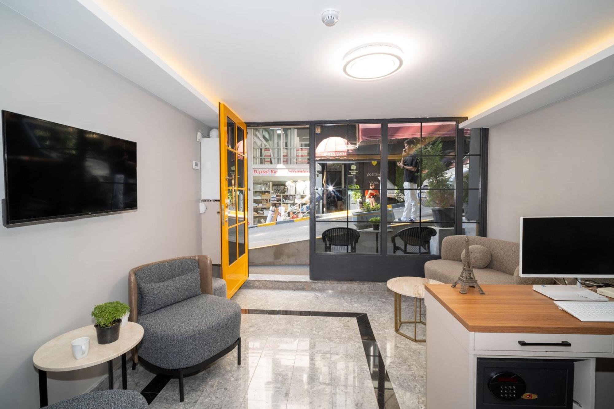 Hotel Robin *