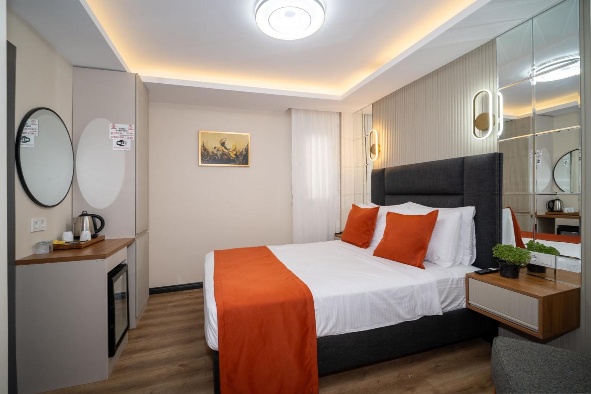 Robin Hotel