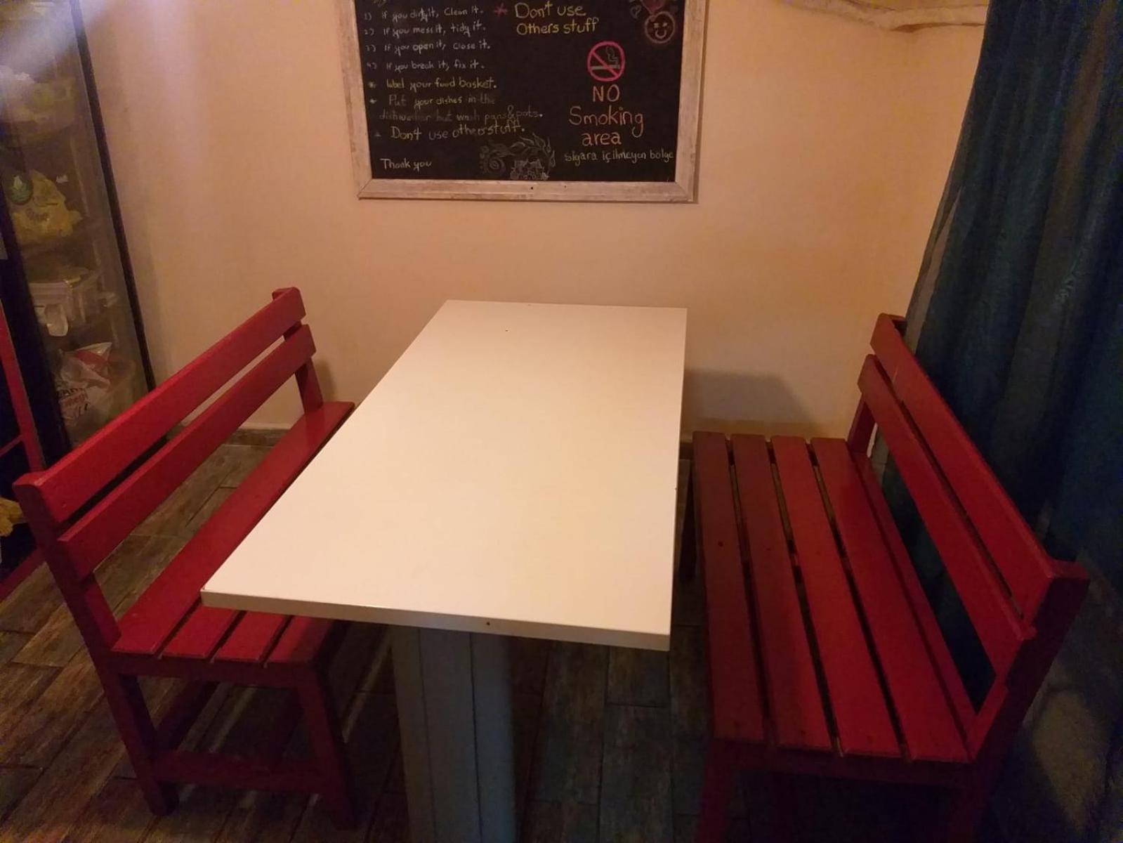 Hostel Taxım *