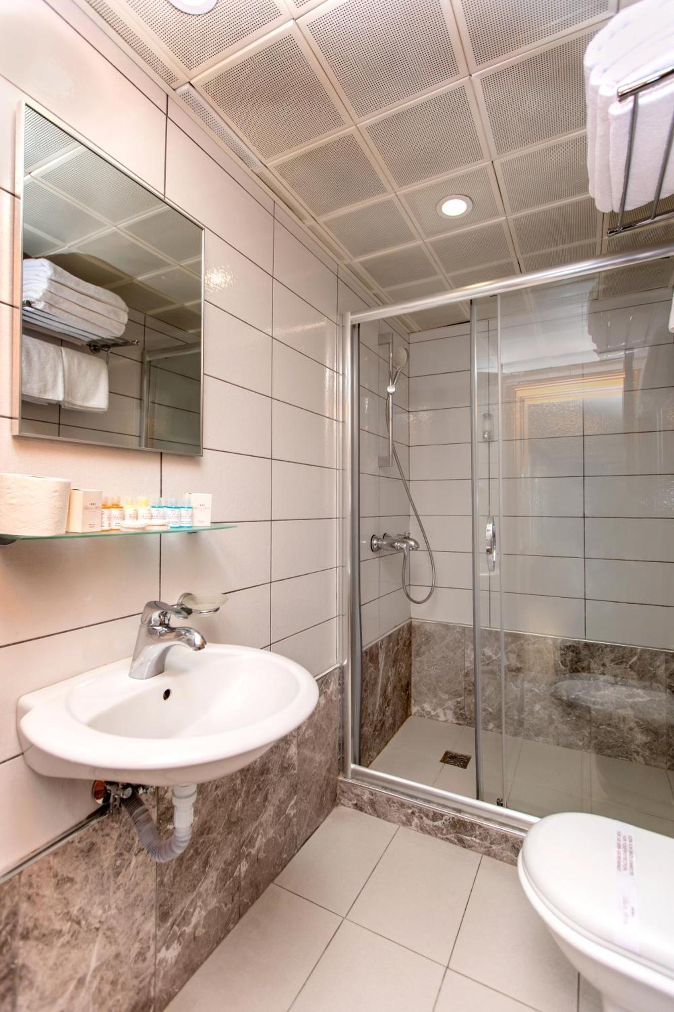 Hotel Baron &