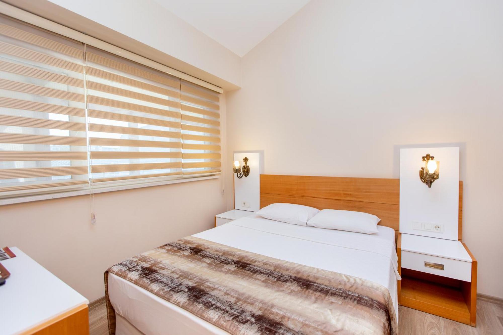 Hotel Baron &