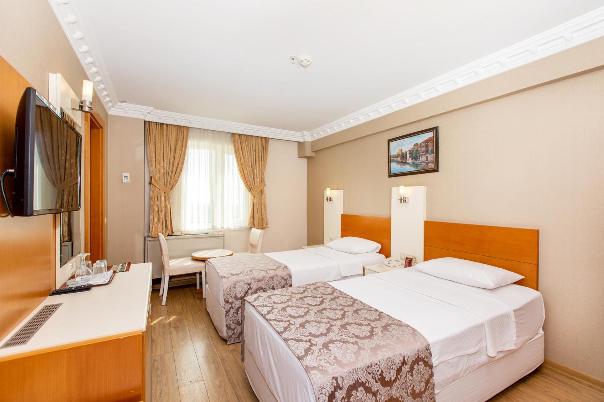 Hotel Baron &