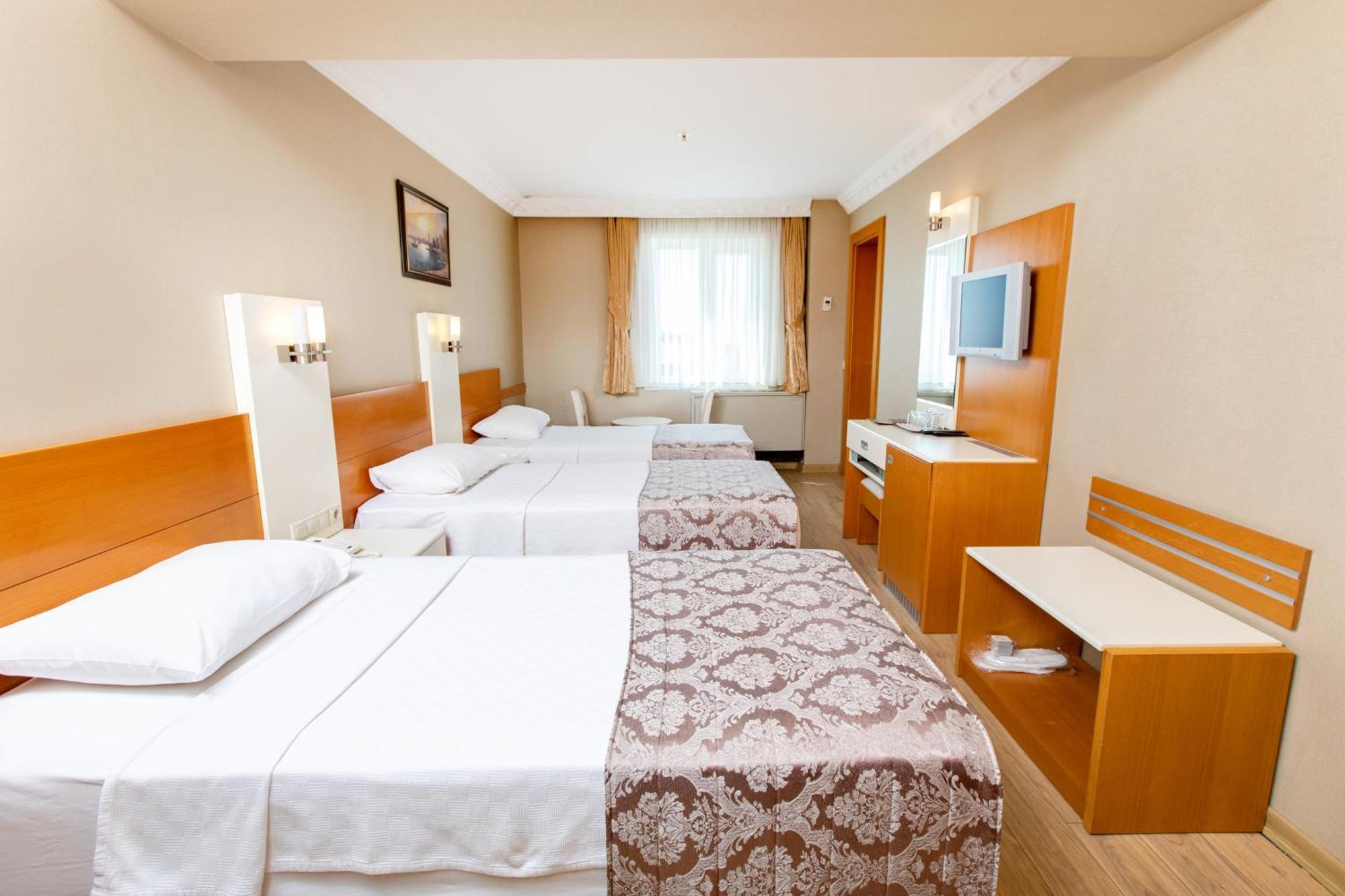 Baron & Hotel