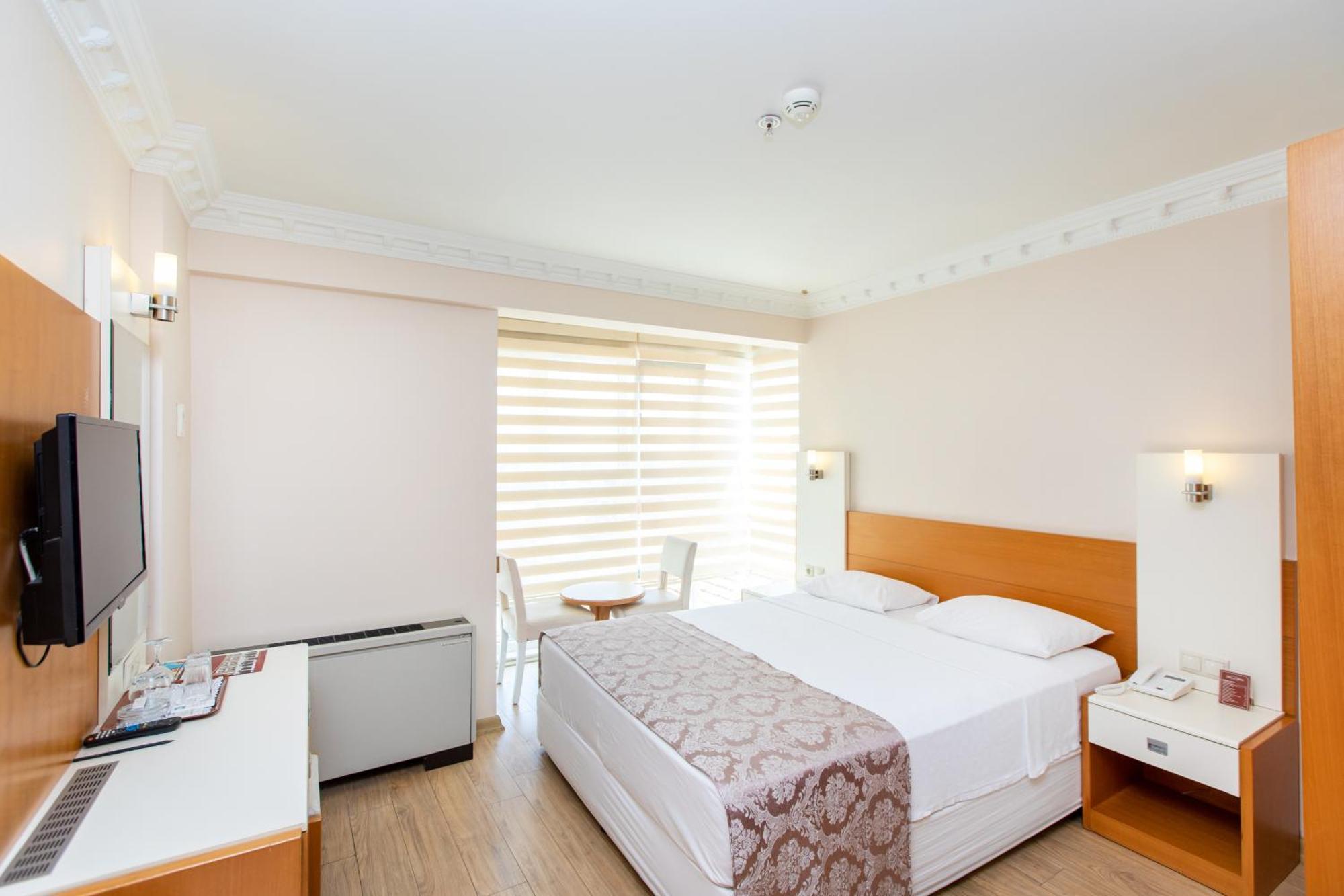 Hotel Baron & 4*